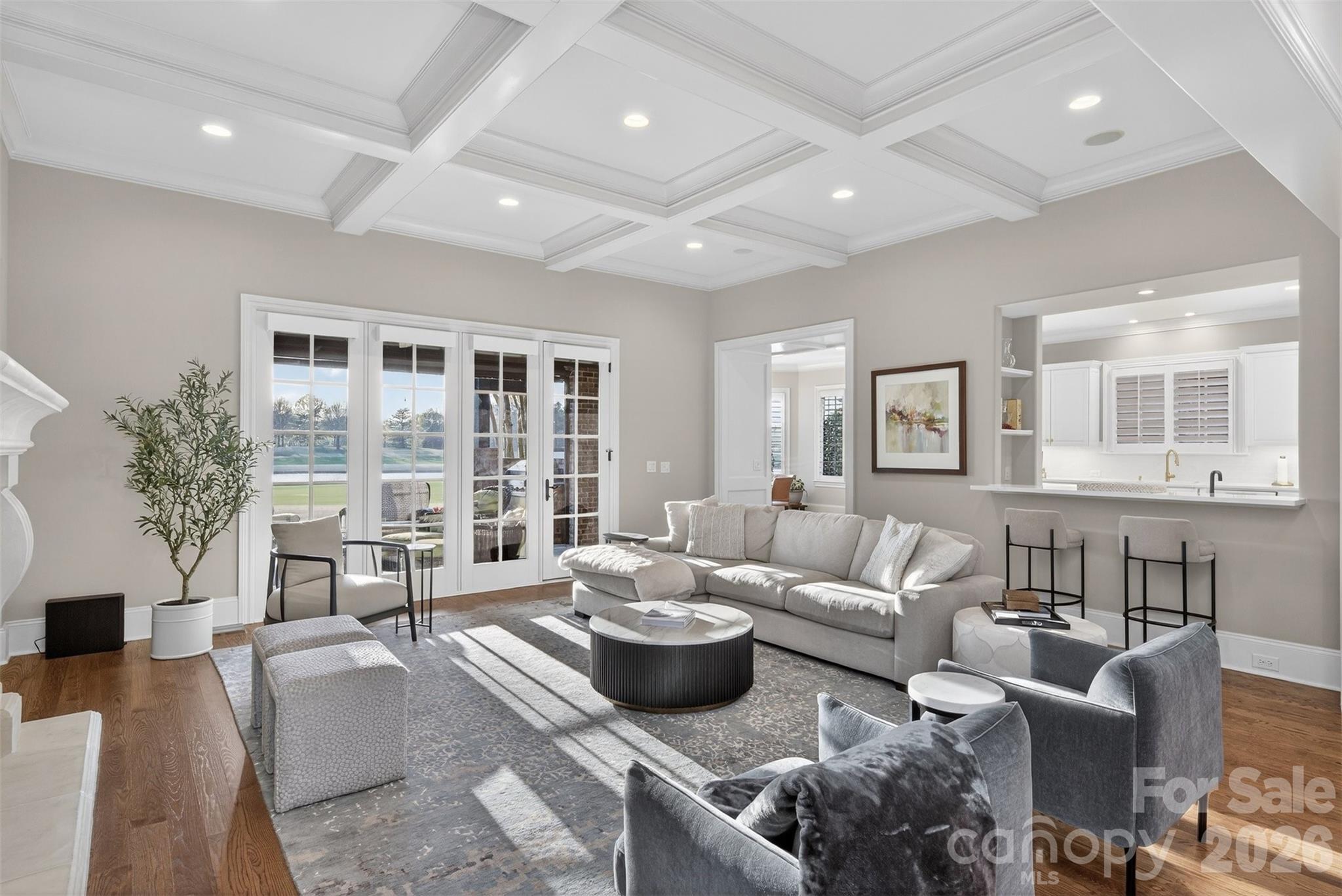 306 Royal Crescent Lane