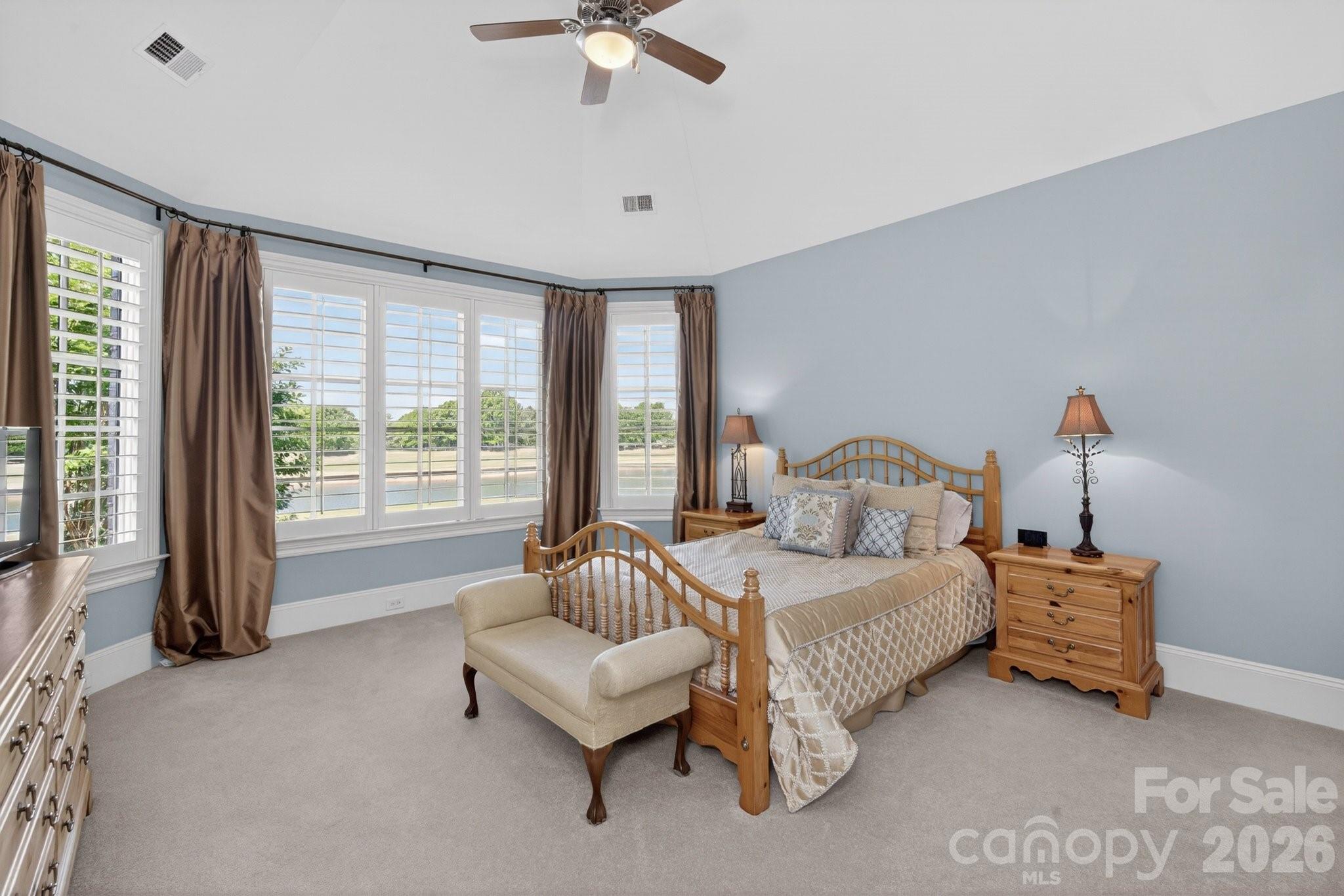 306 Royal Crescent Lane