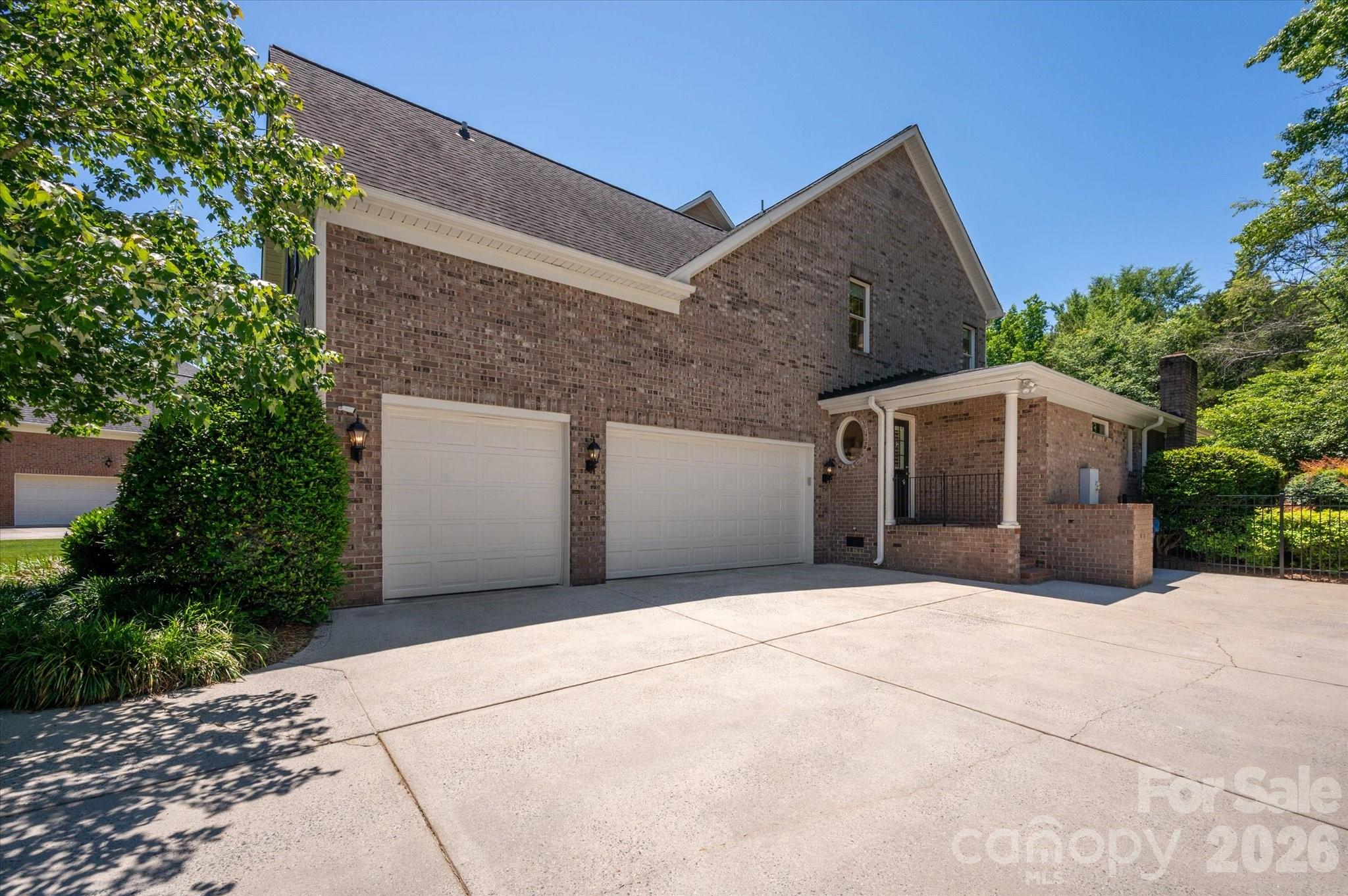 9223 Skipaway Drive