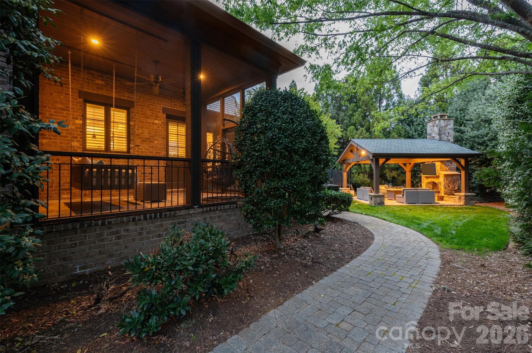 8304 Marcliffe Court
