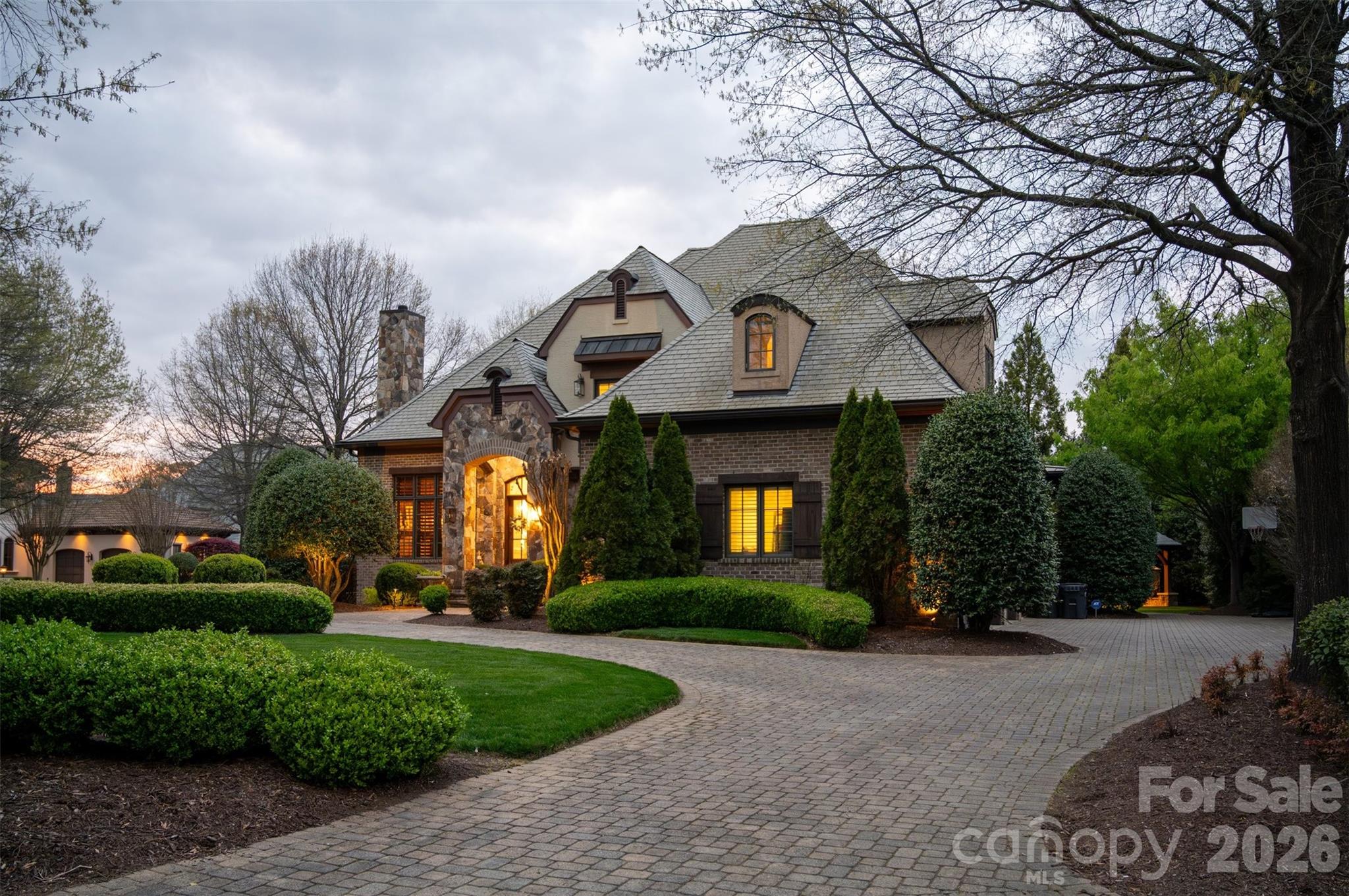 8304 Marcliffe Court