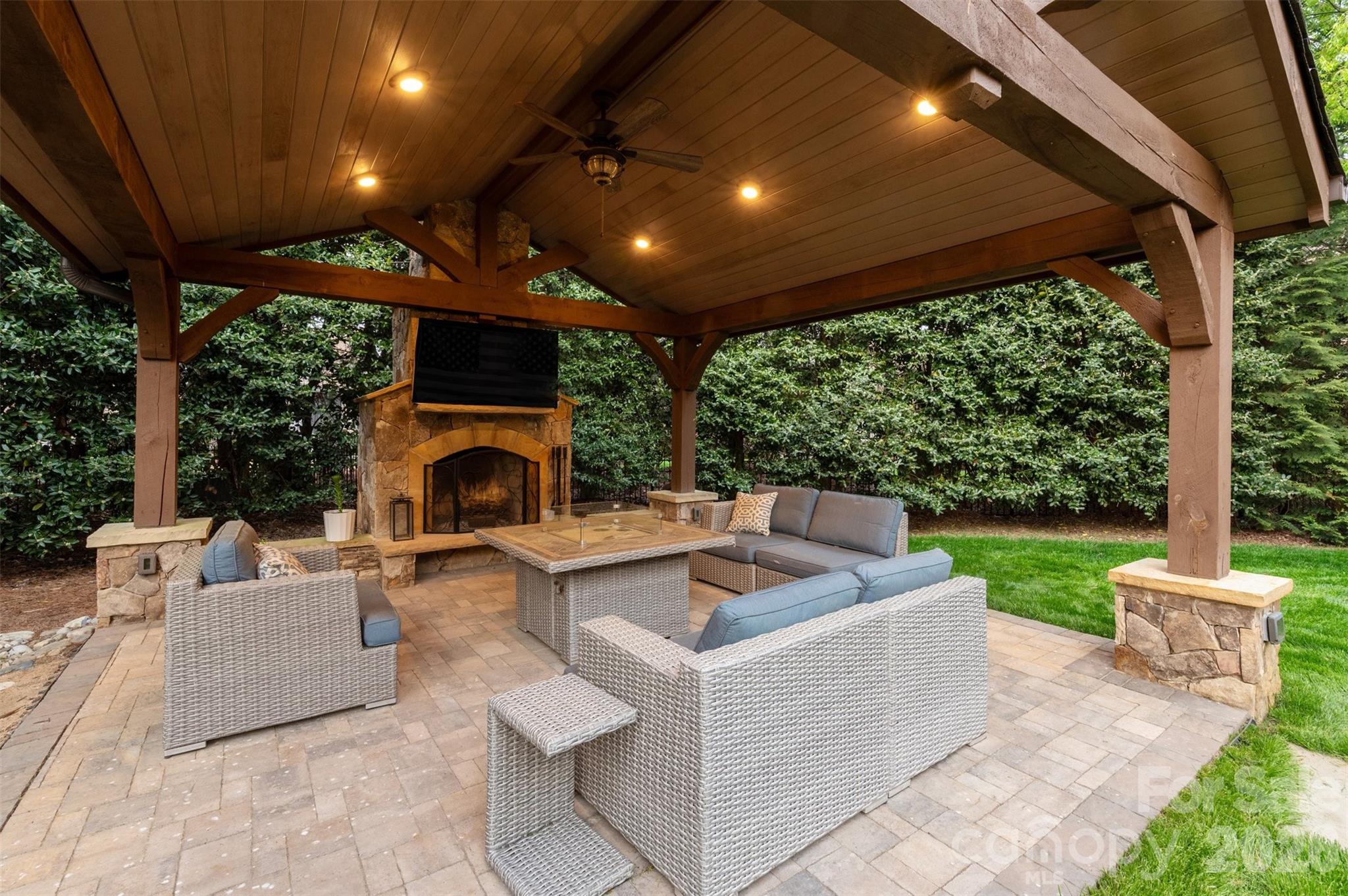 8304 Marcliffe Court