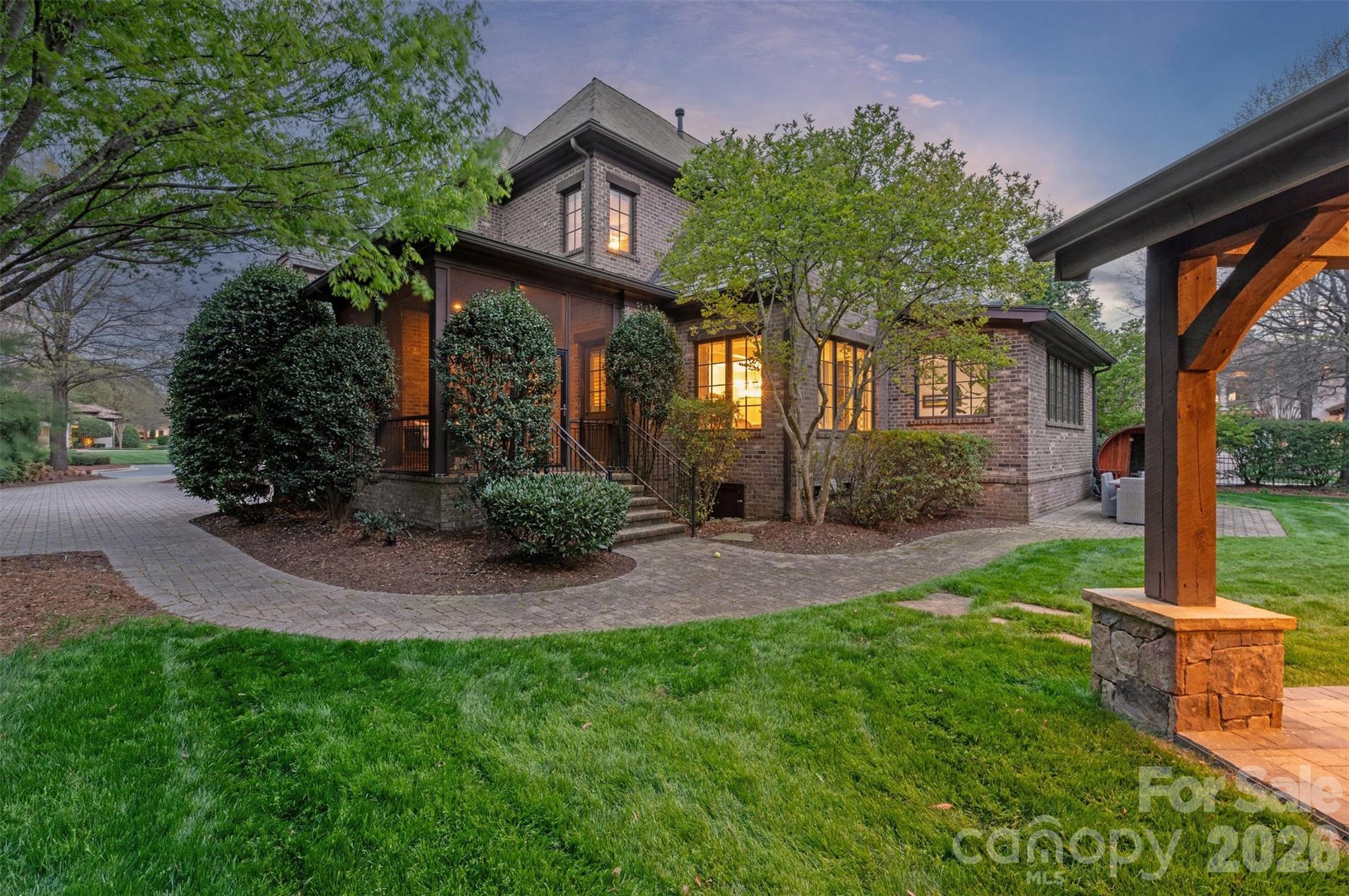 8304 Marcliffe Court
