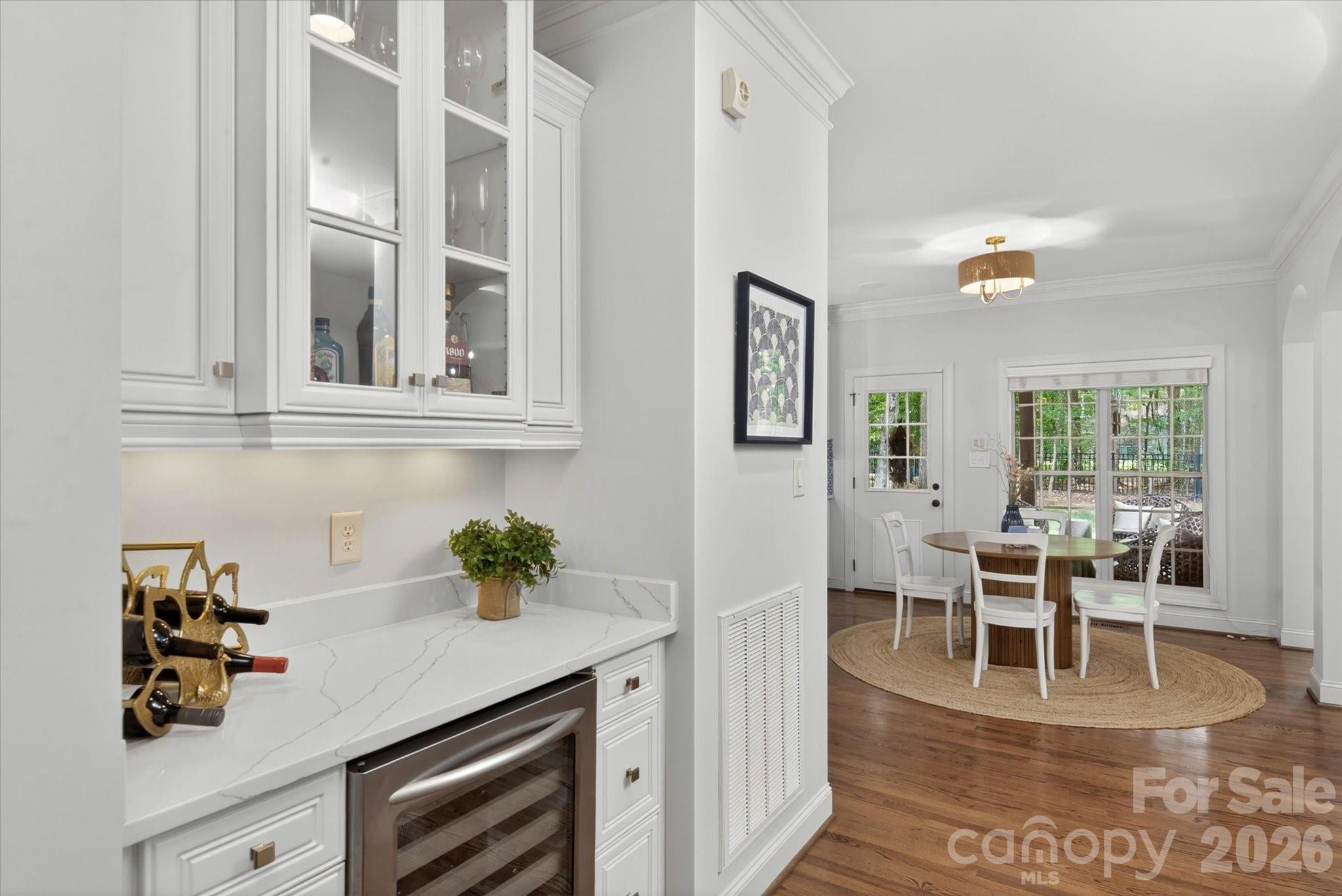 8905 Herbert Lane