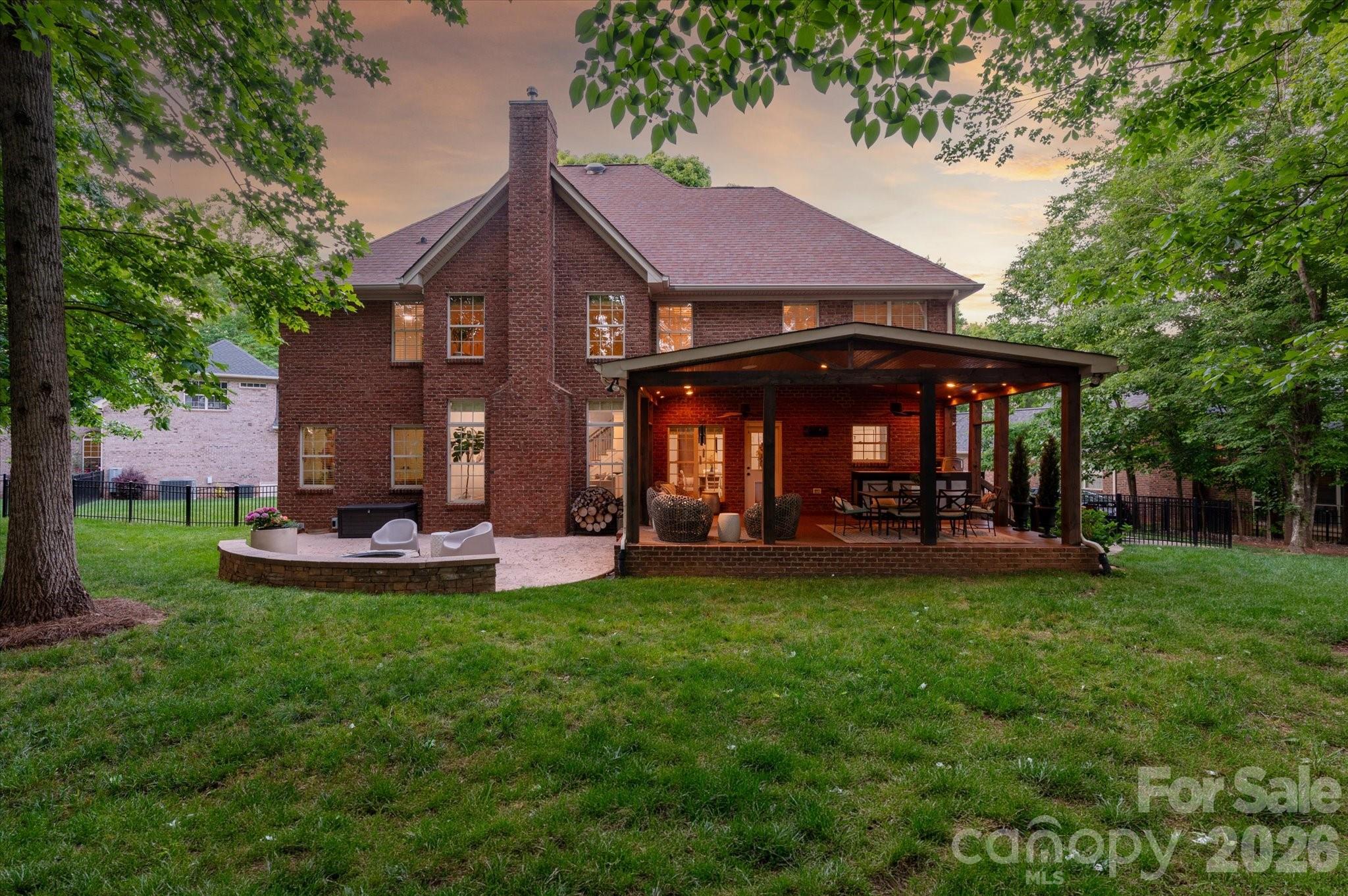 8905 Herbert Lane