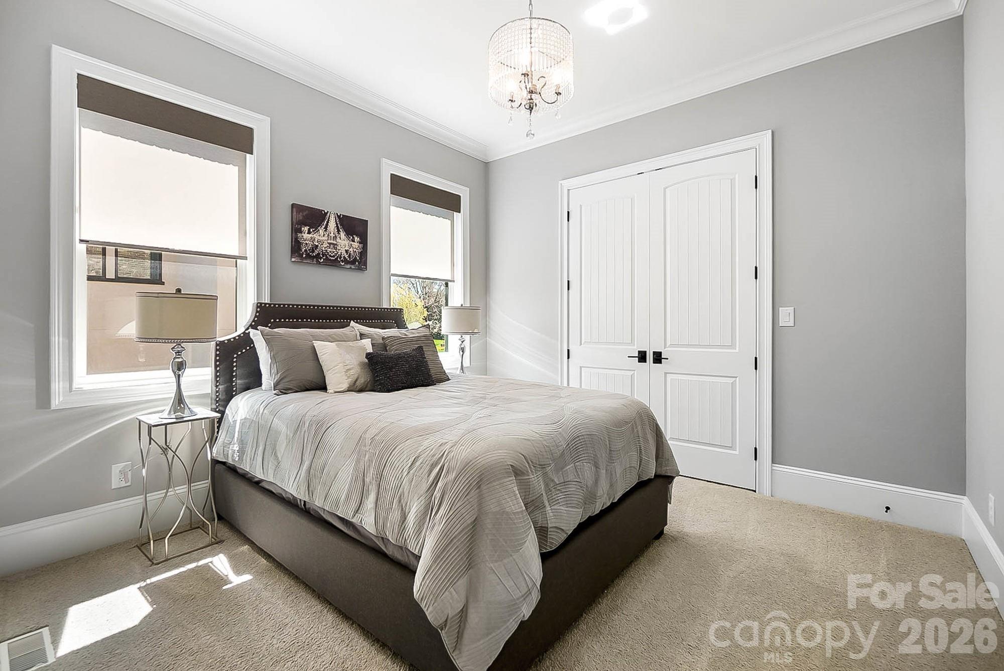 1311 Sunnys Halo Lane