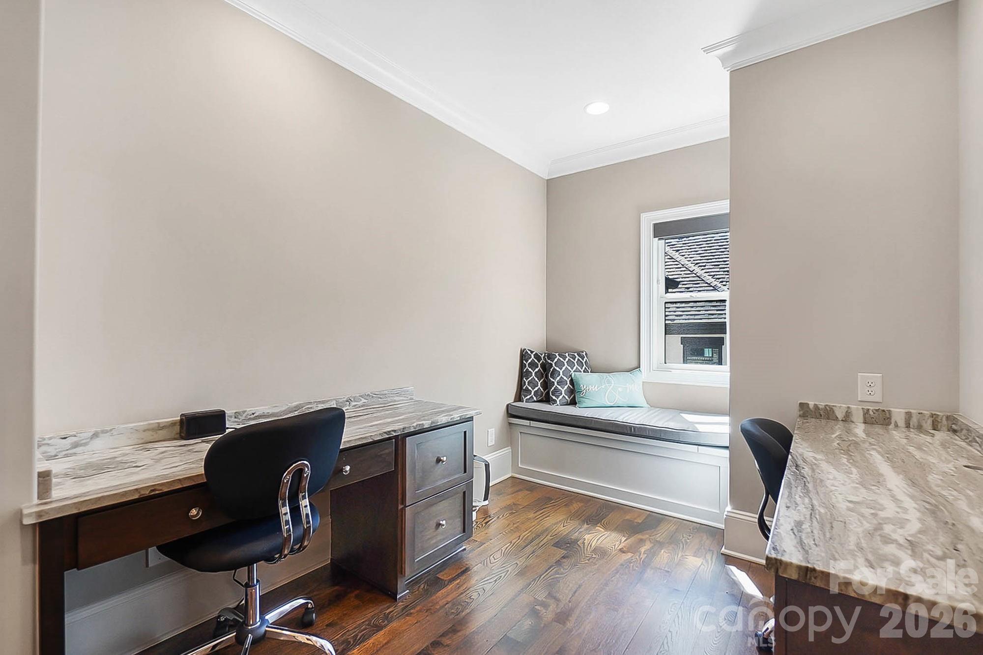 1311 Sunnys Halo Lane