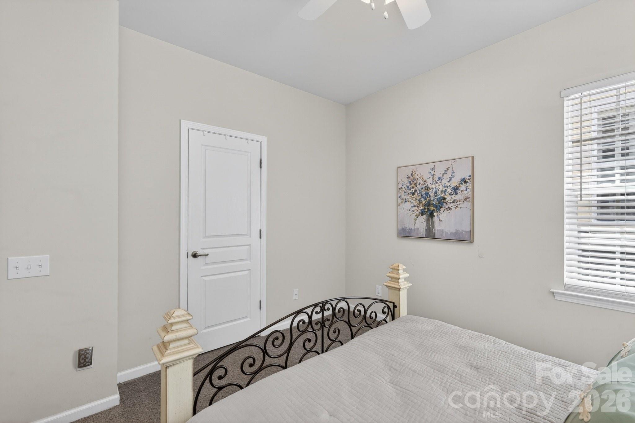 1265 Hamburg Court