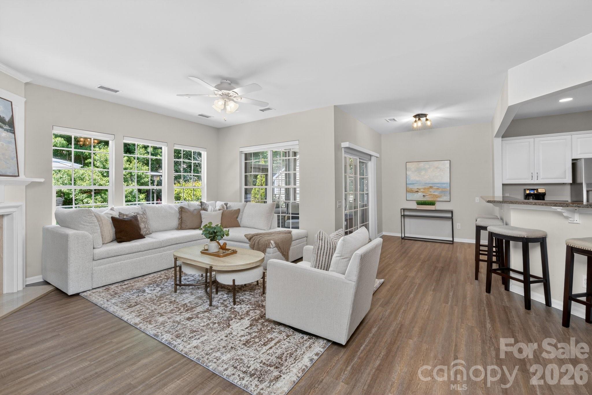 1265 Hamburg Court