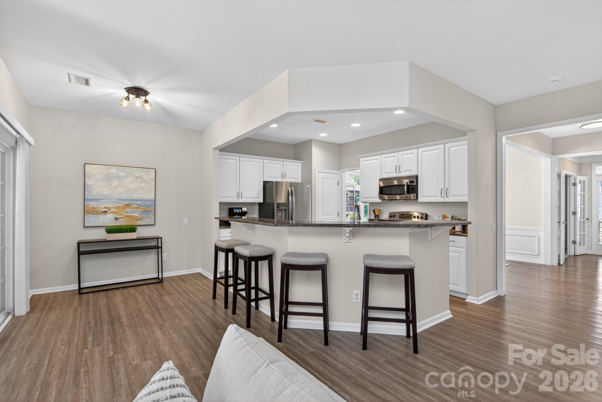 1265 Hamburg Court
