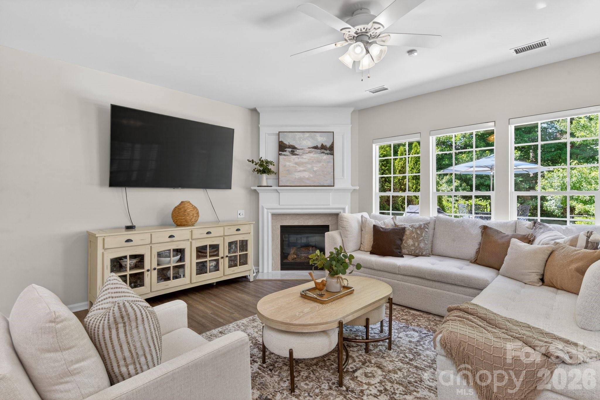 1265 Hamburg Court