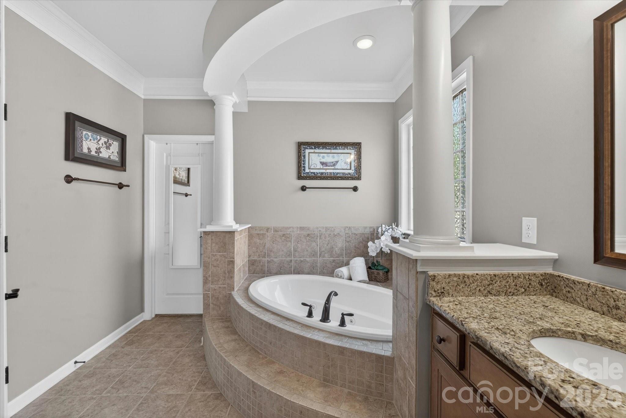 10609 Waxhaw Manor Drive