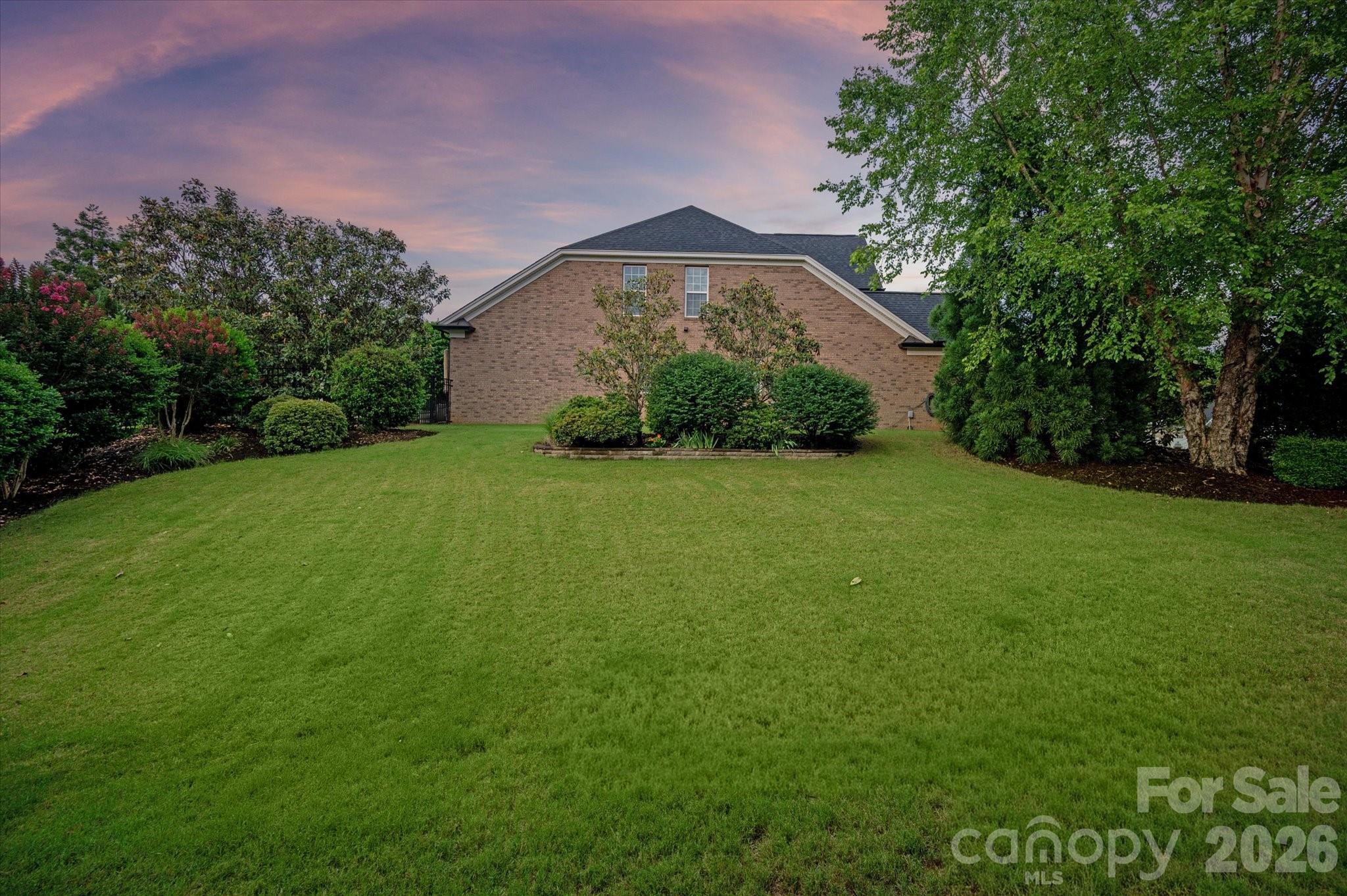 10609 Waxhaw Manor Drive