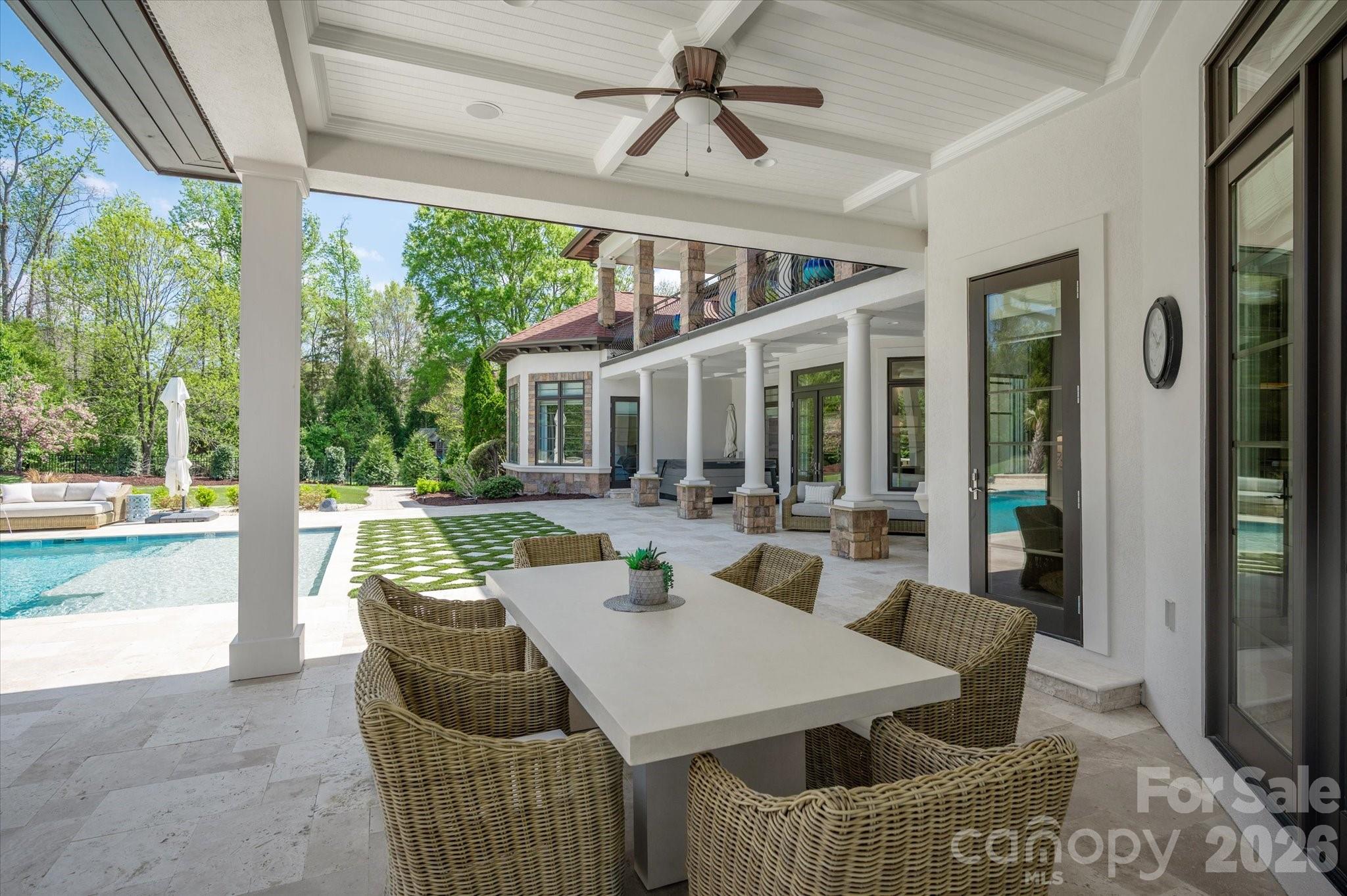 9602 Gato Del Sol Court