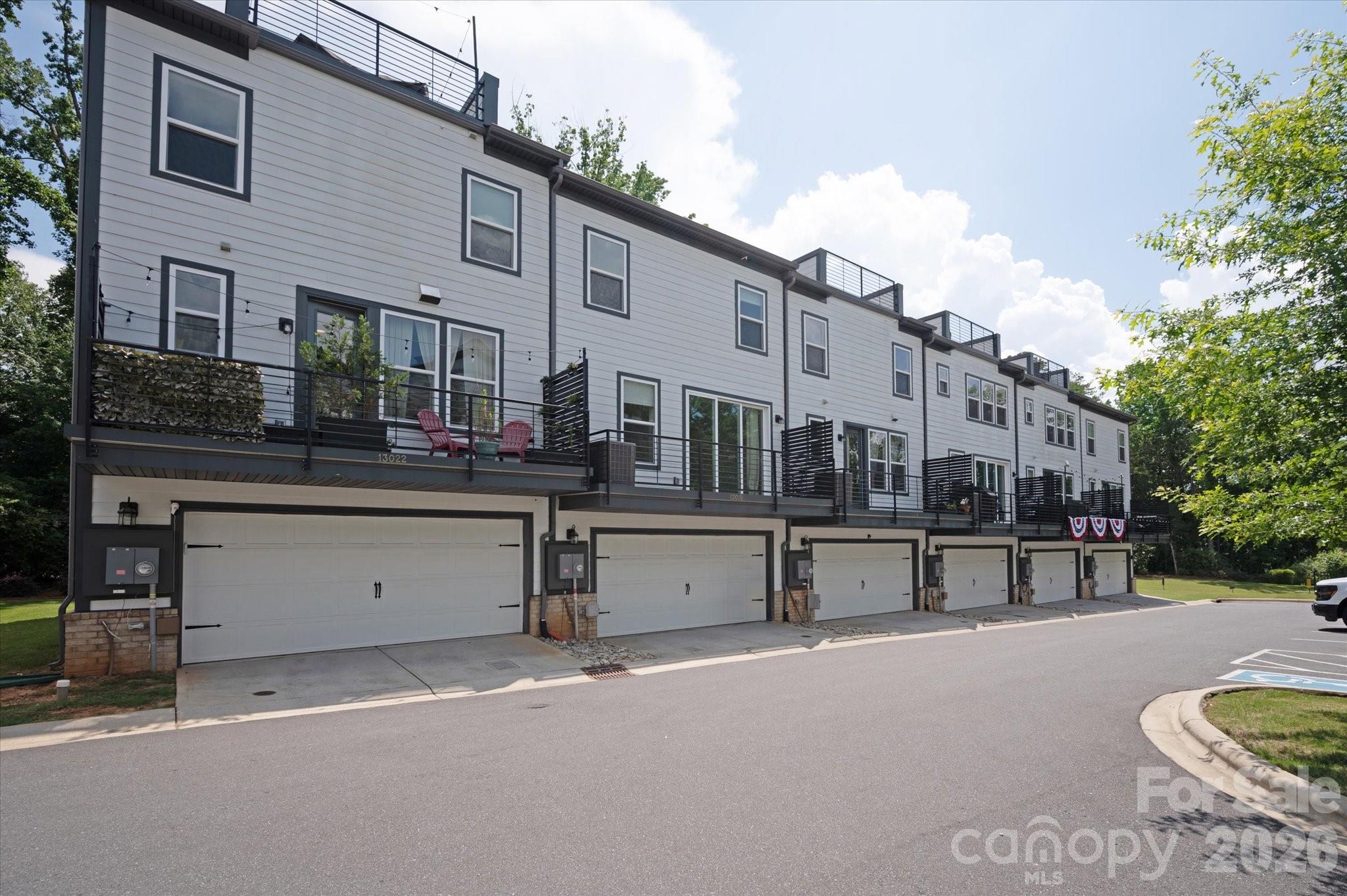 13018 Simoneaux Lane