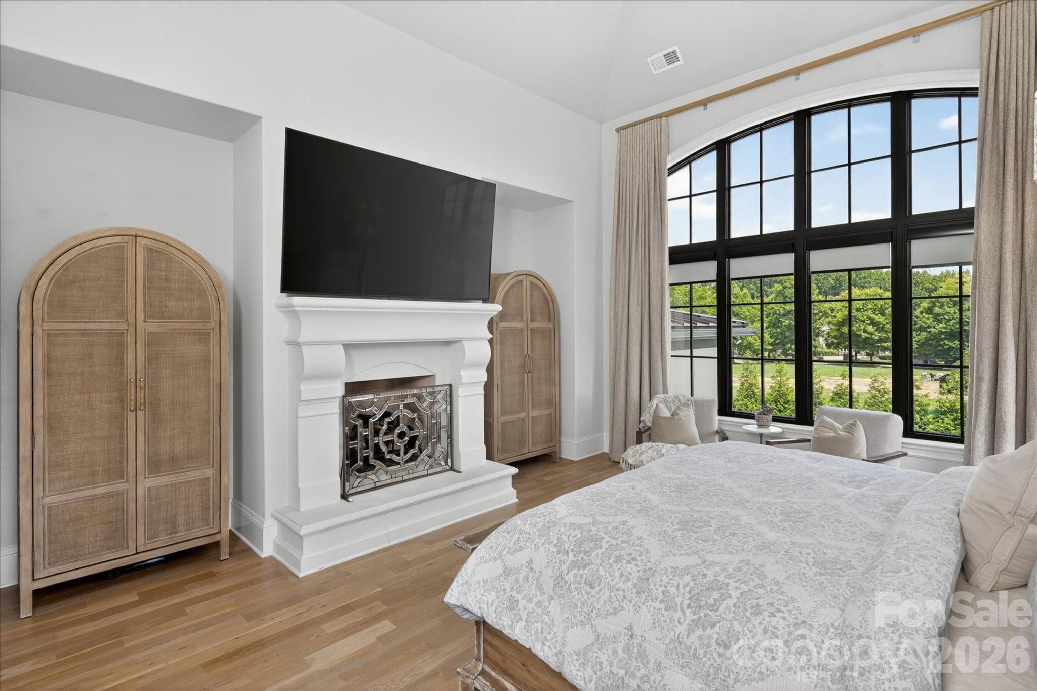 301 Skyecroft Way