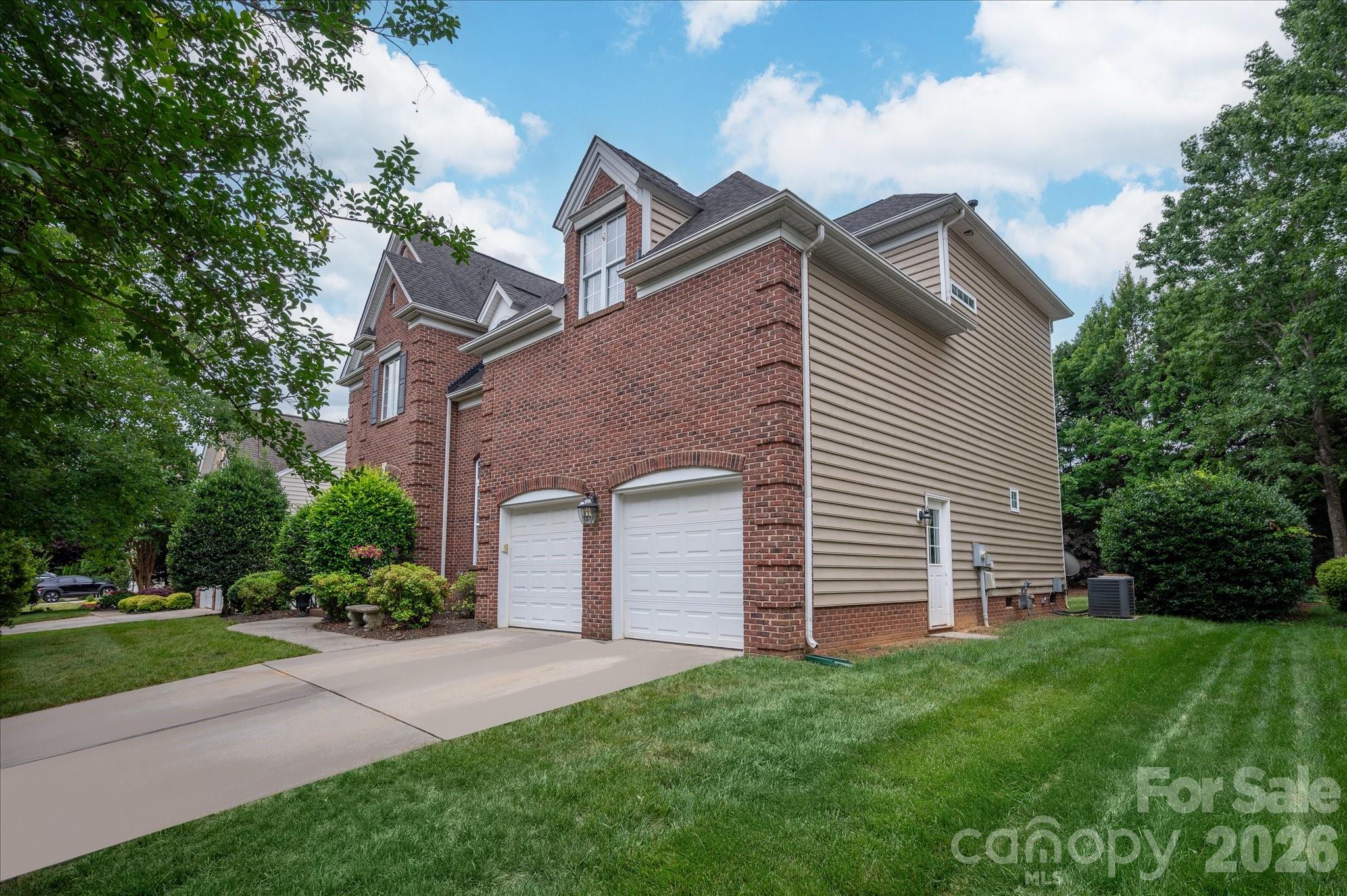 902 Lillieshall Road