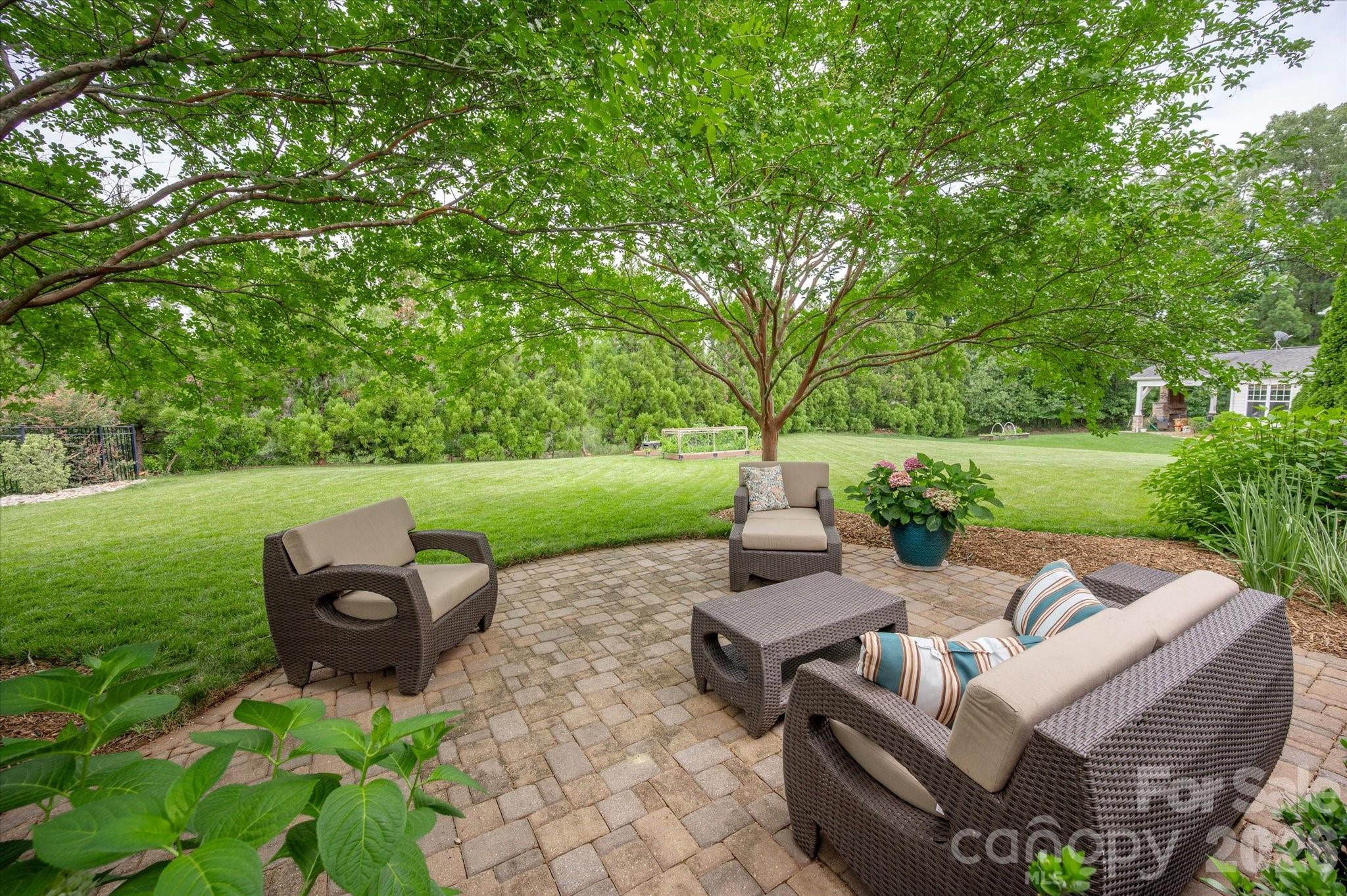 5033 Dockside Court