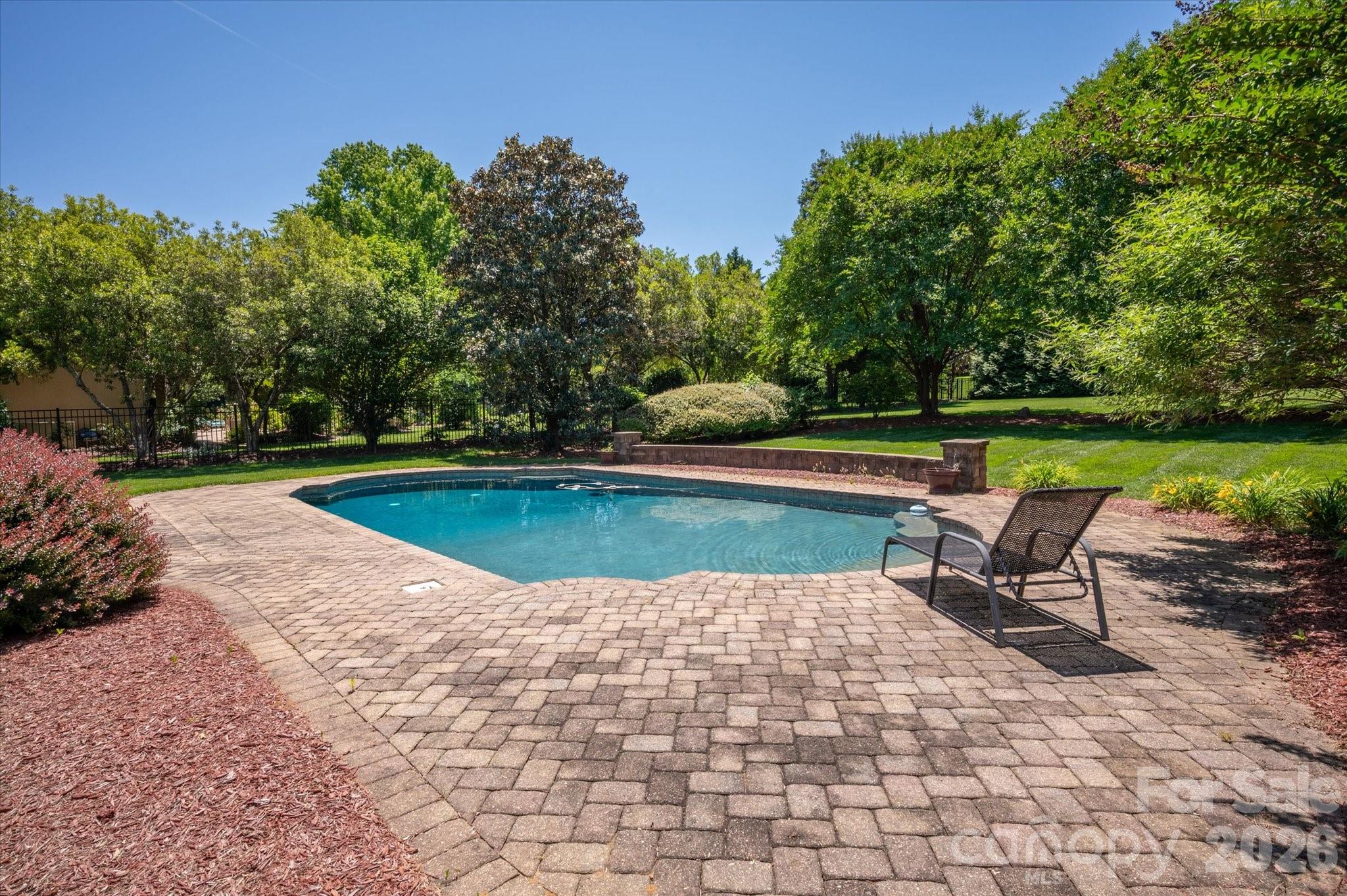 9219 Skipaway Drive