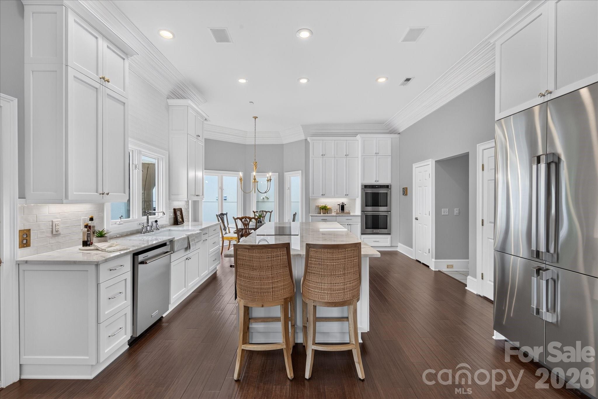 6812 Linkside Court