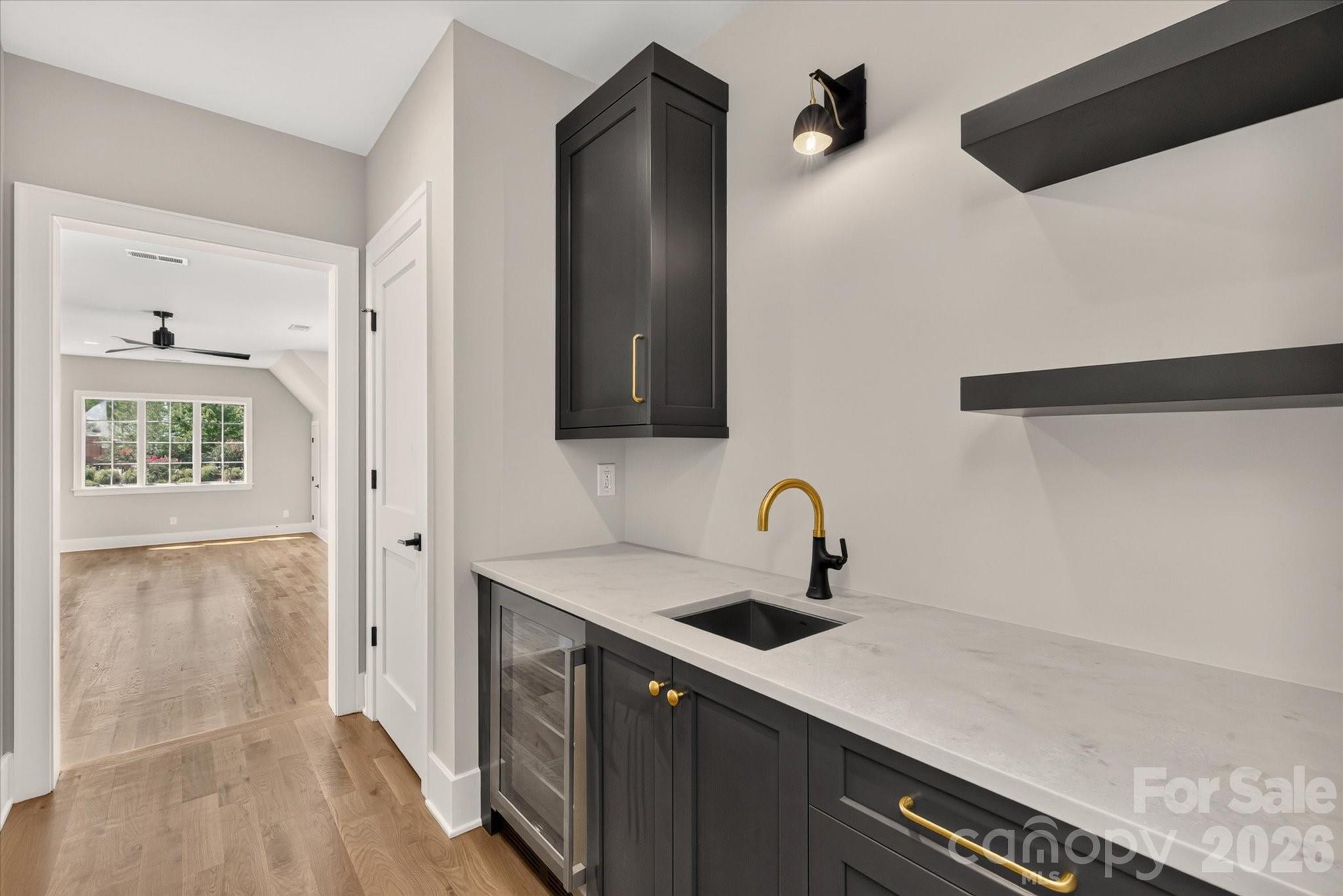 213 Crest Court