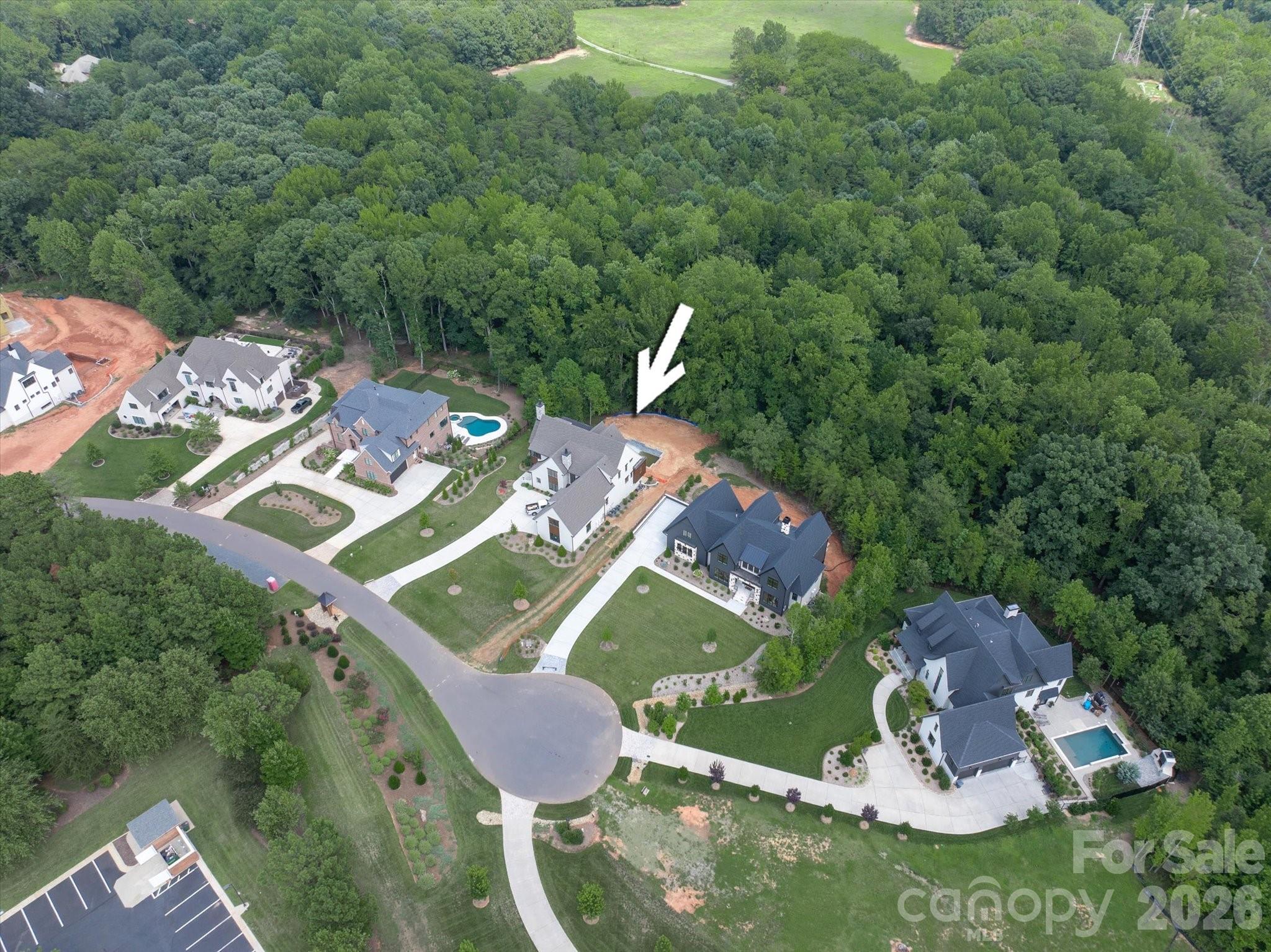 213 Crest Court