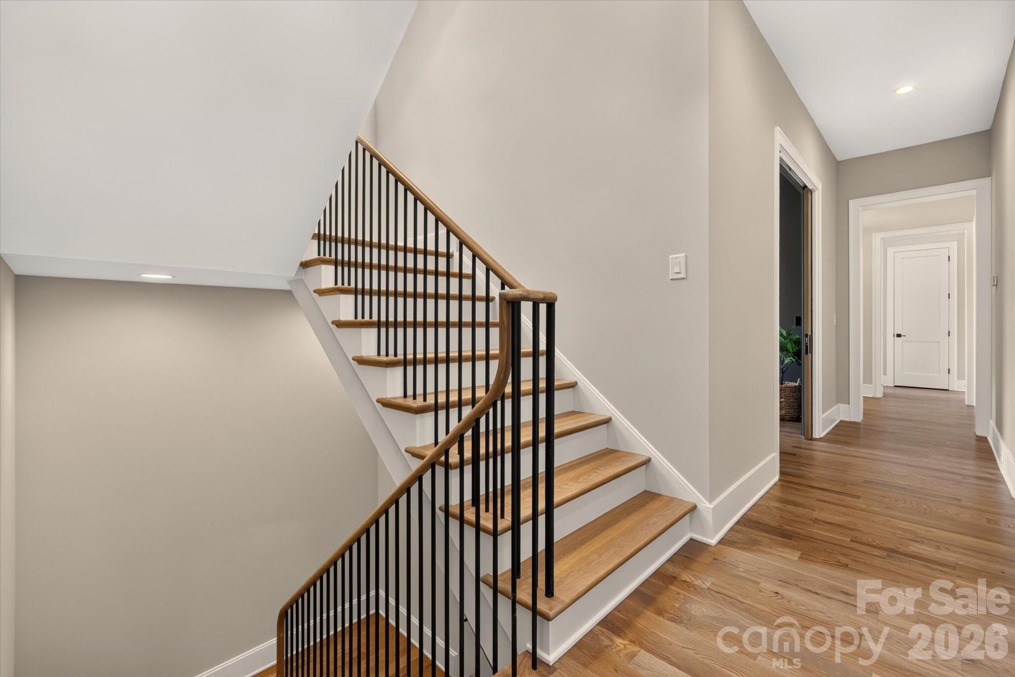 213 Crest Court