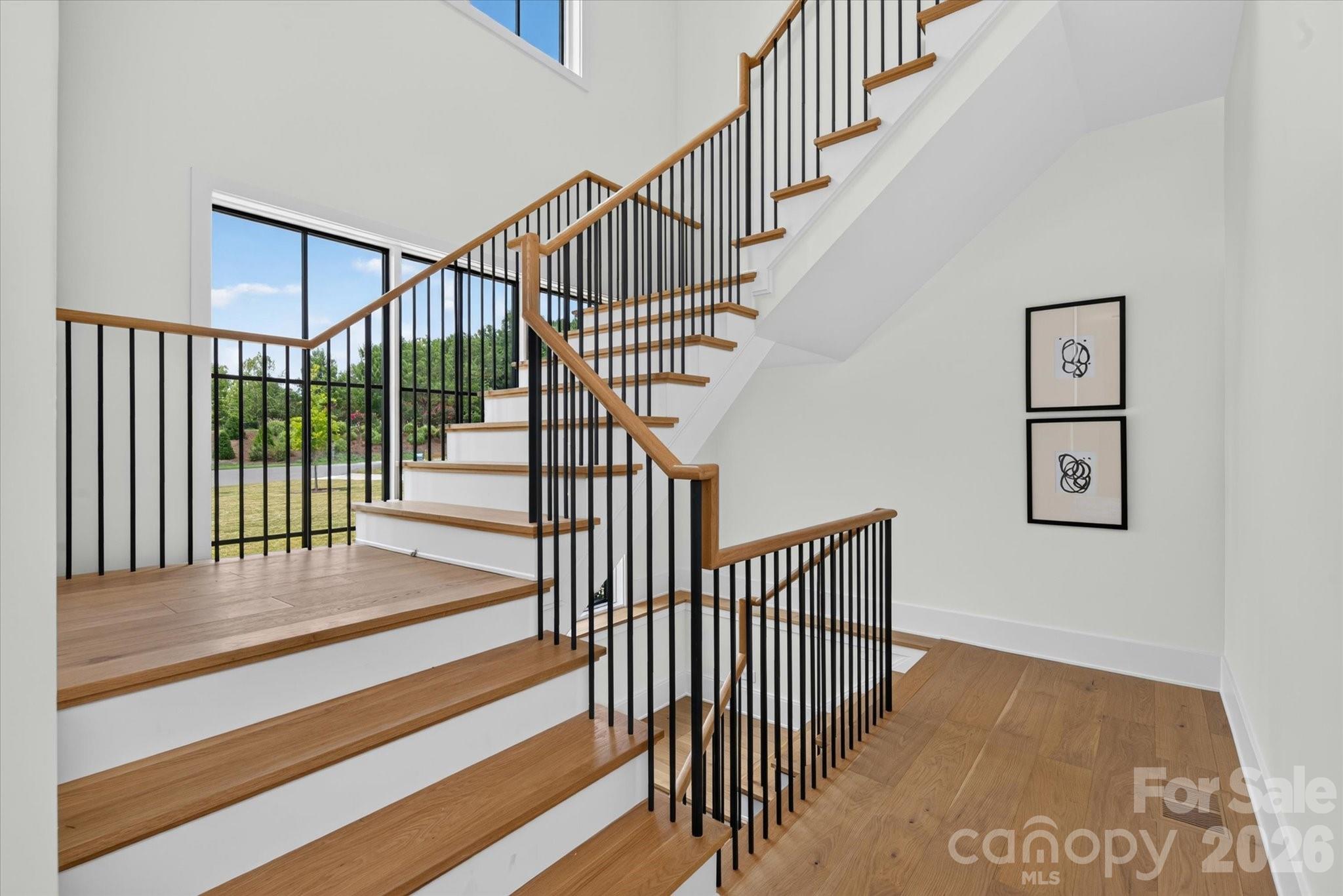217 Crest Court
