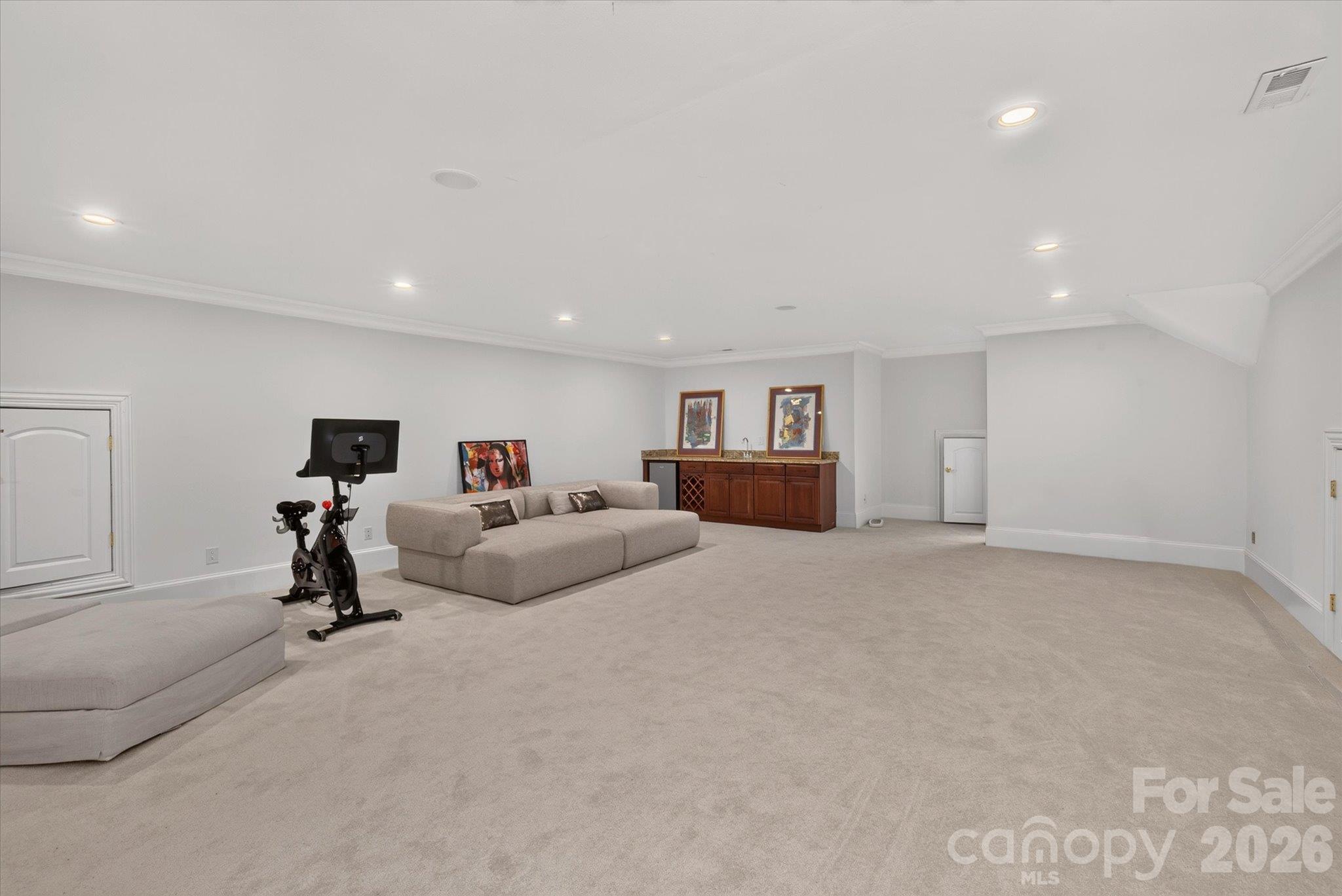 1704 Funny Cide Drive