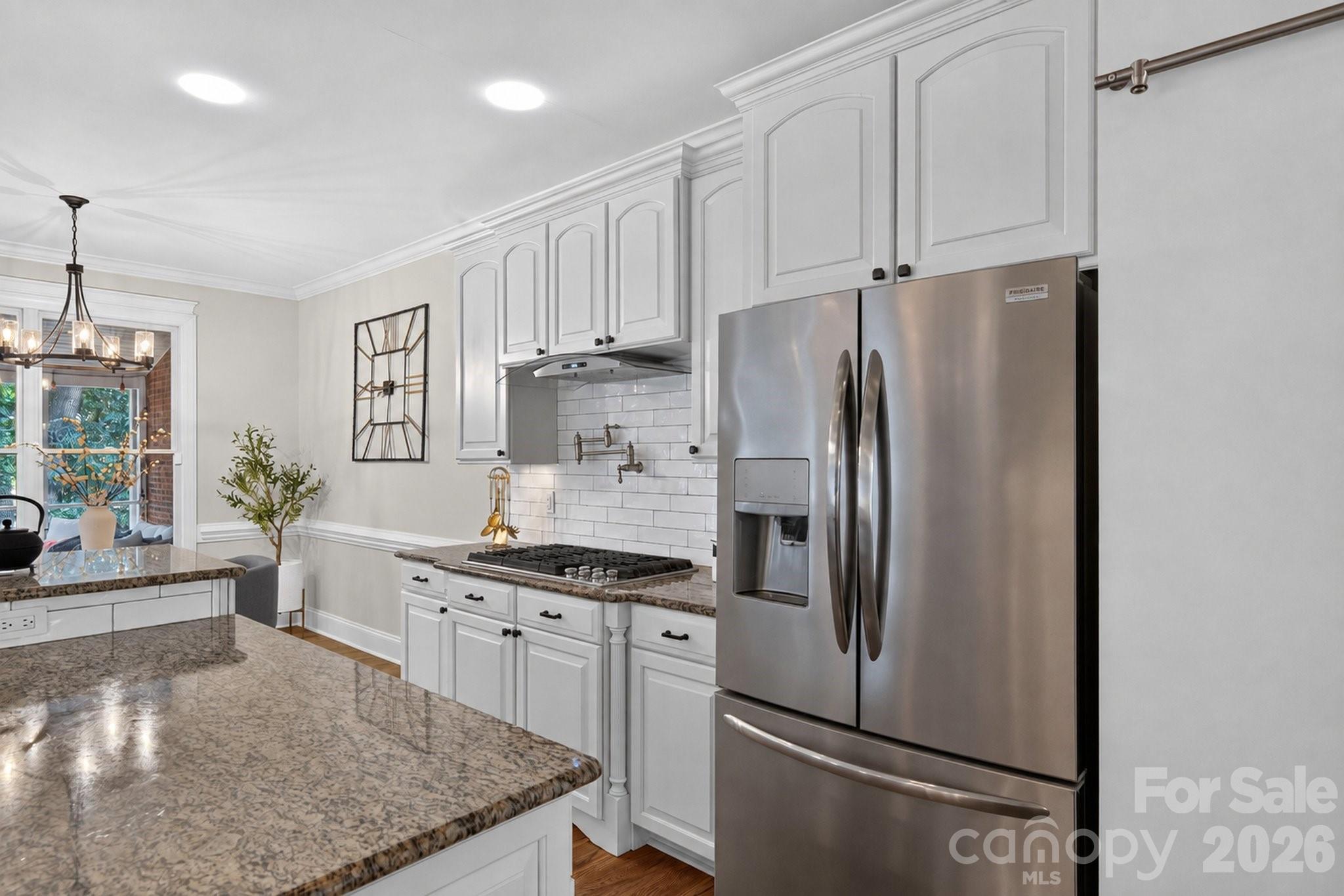 6605 Saunton Court