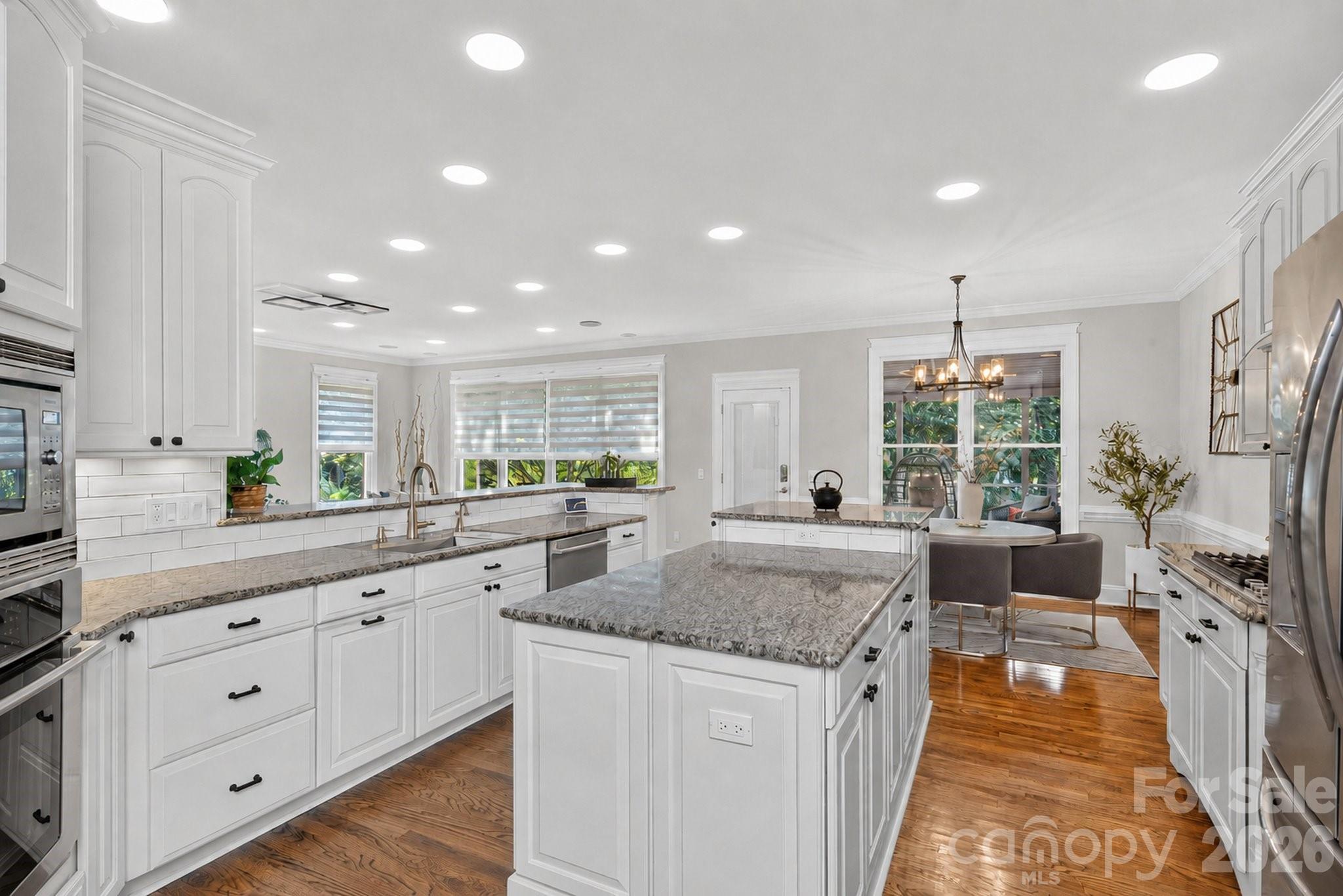 6605 Saunton Court