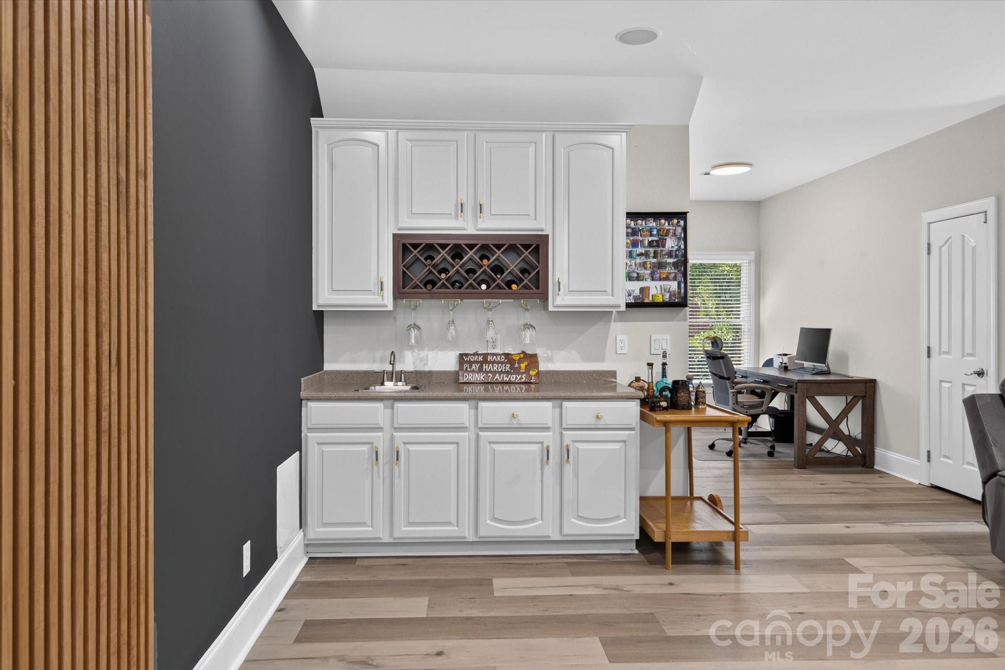 6605 Saunton Court