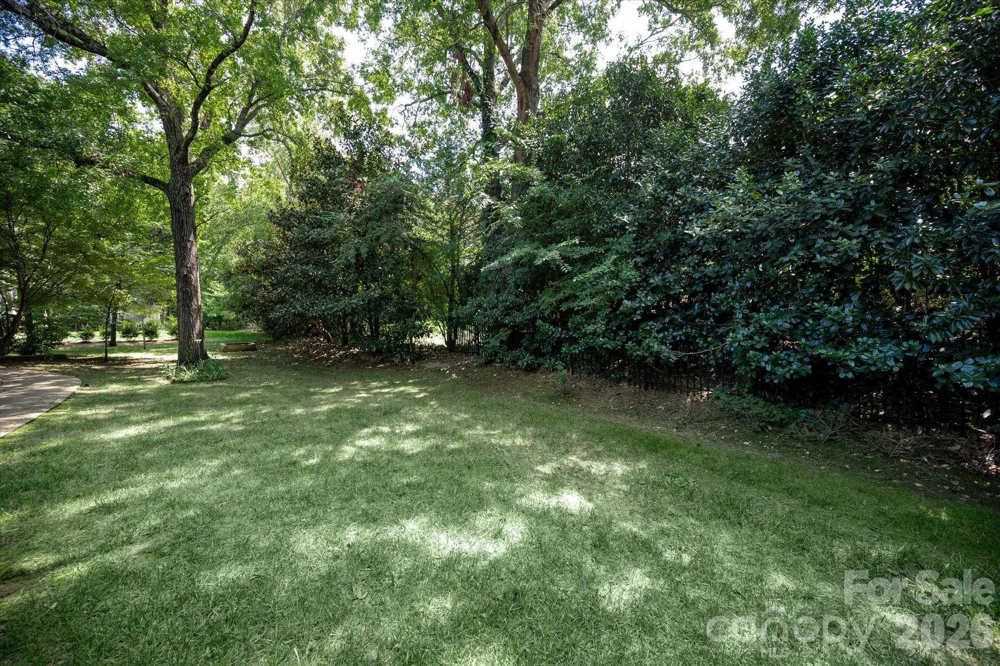 6605 Saunton Court