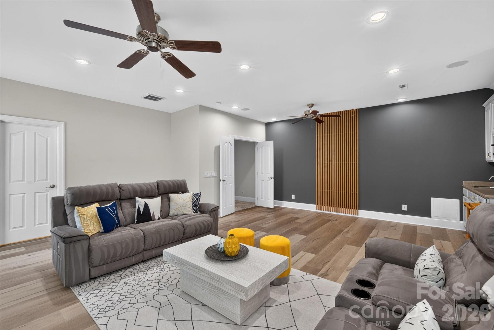6605 Saunton Court
