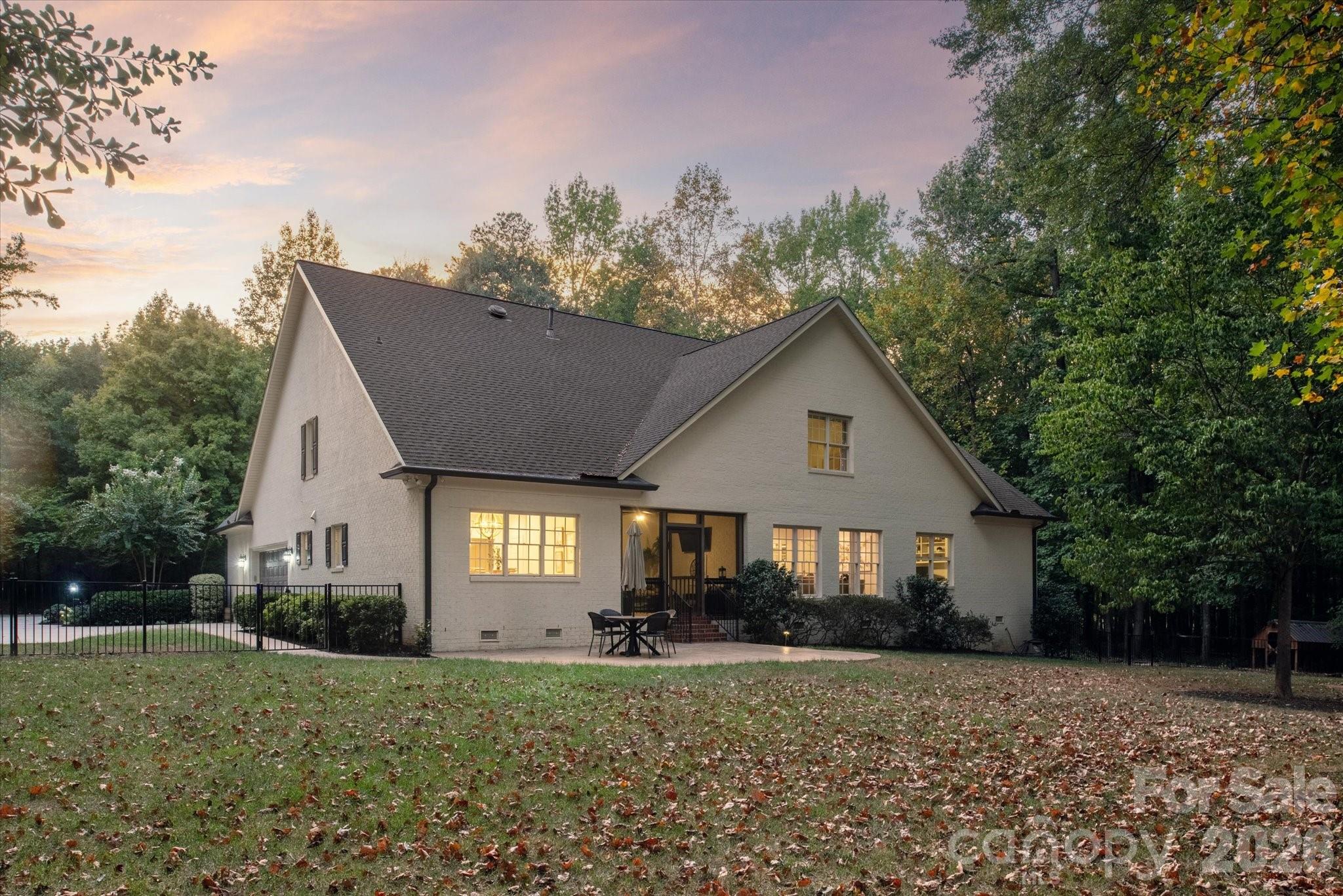 611 Pacer Lane