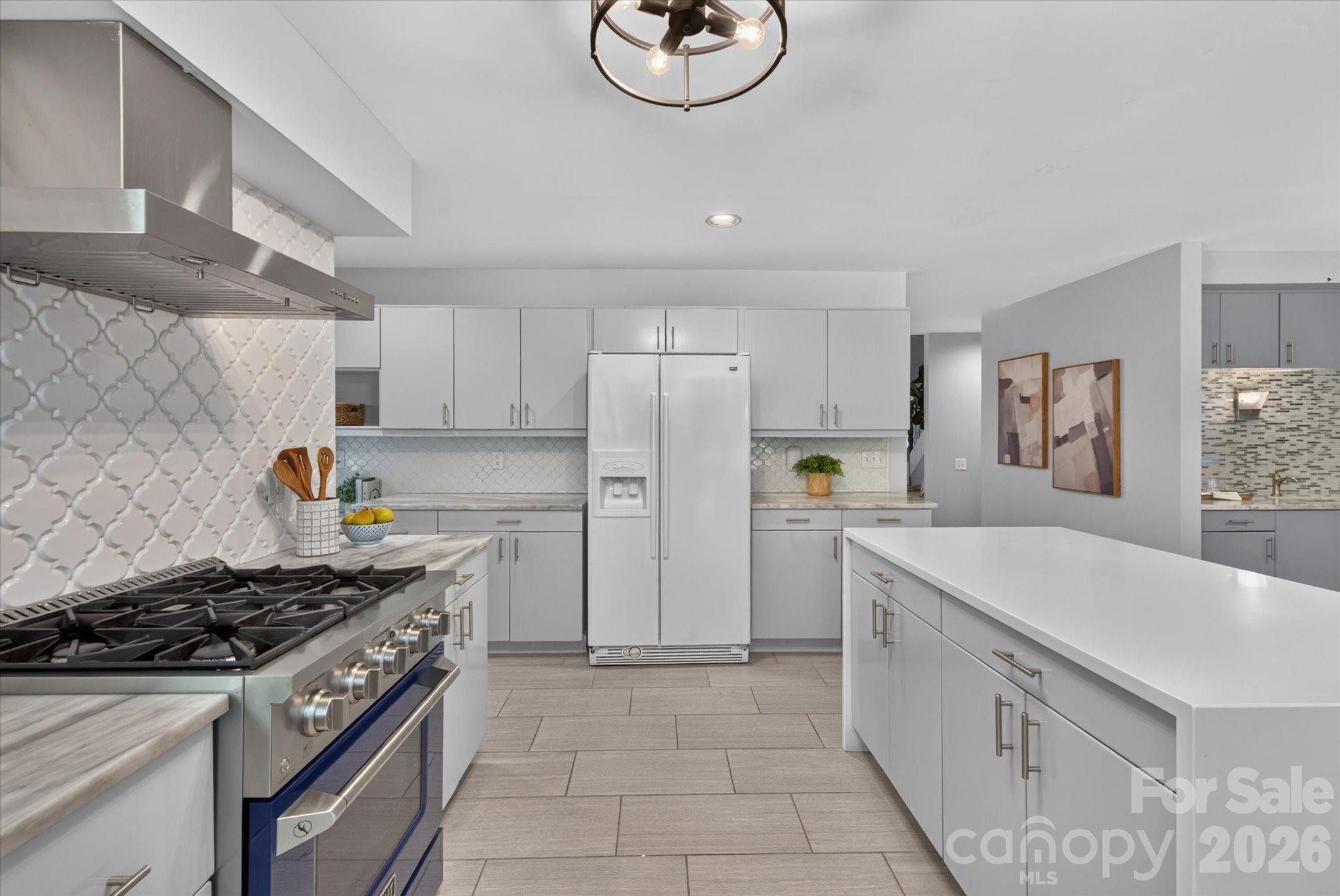 4418 Horseshoe Bend