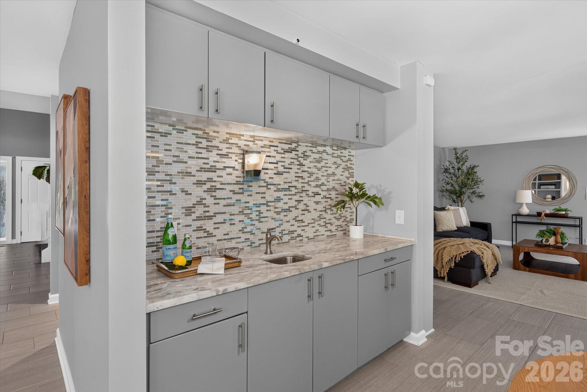 4418 Horseshoe Bend