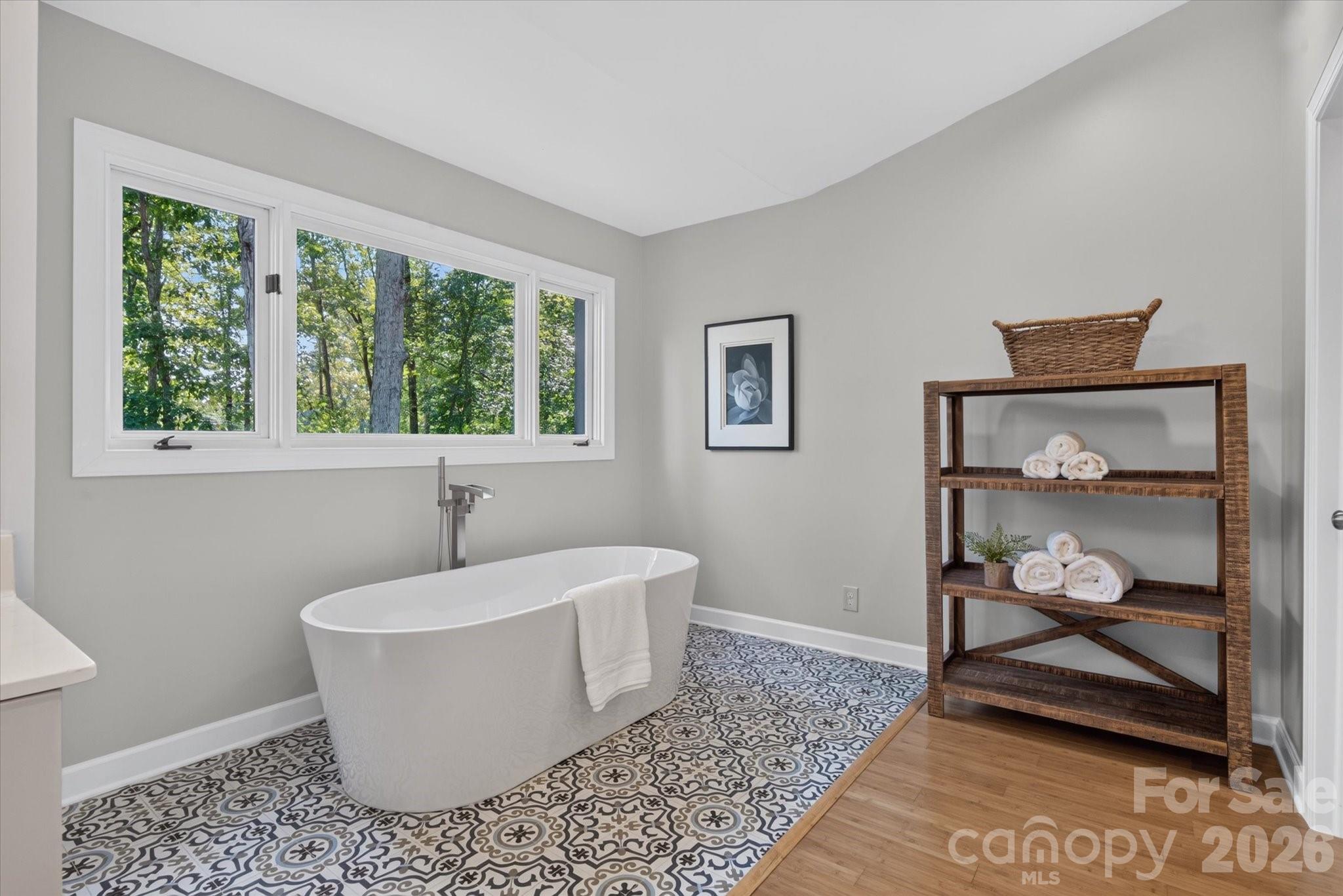 4418 Horseshoe Bend