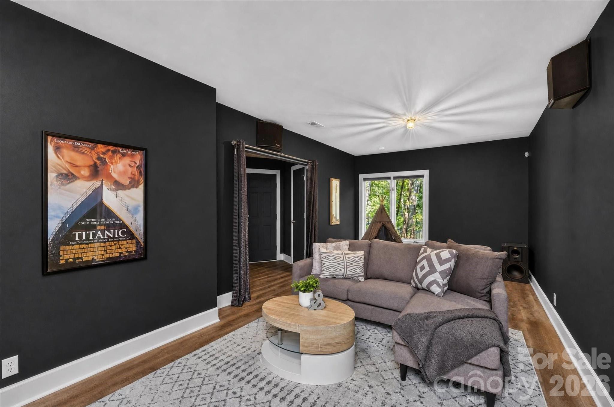 4418 Horseshoe Bend