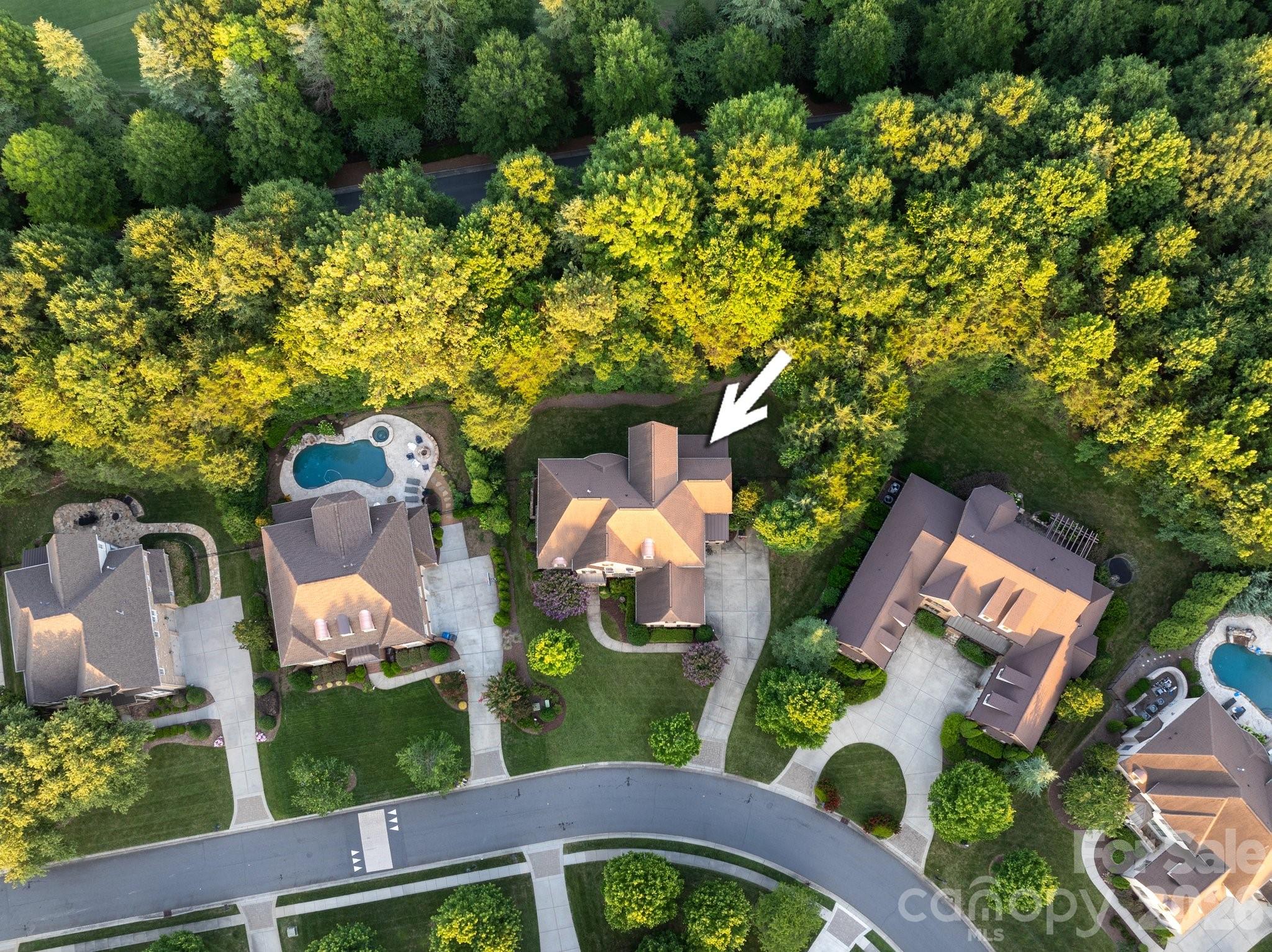 227 Glenmoor Drive