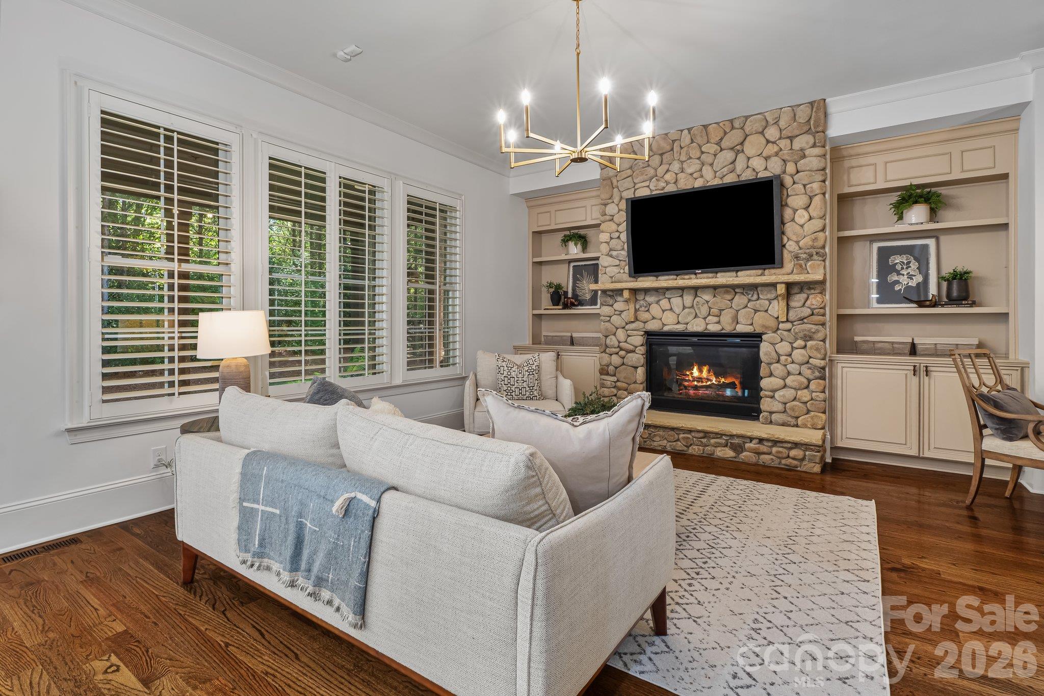 227 Glenmoor Drive