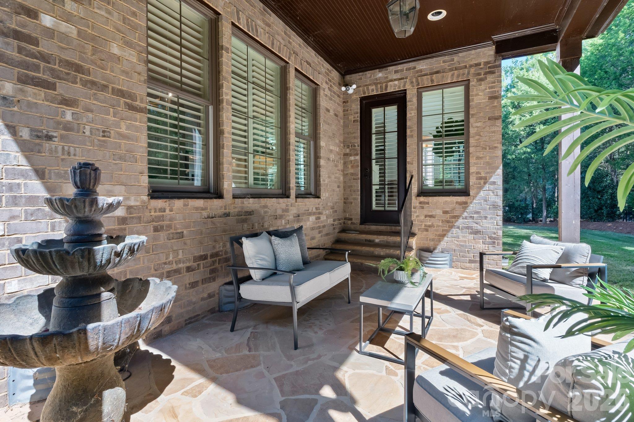 227 Glenmoor Drive