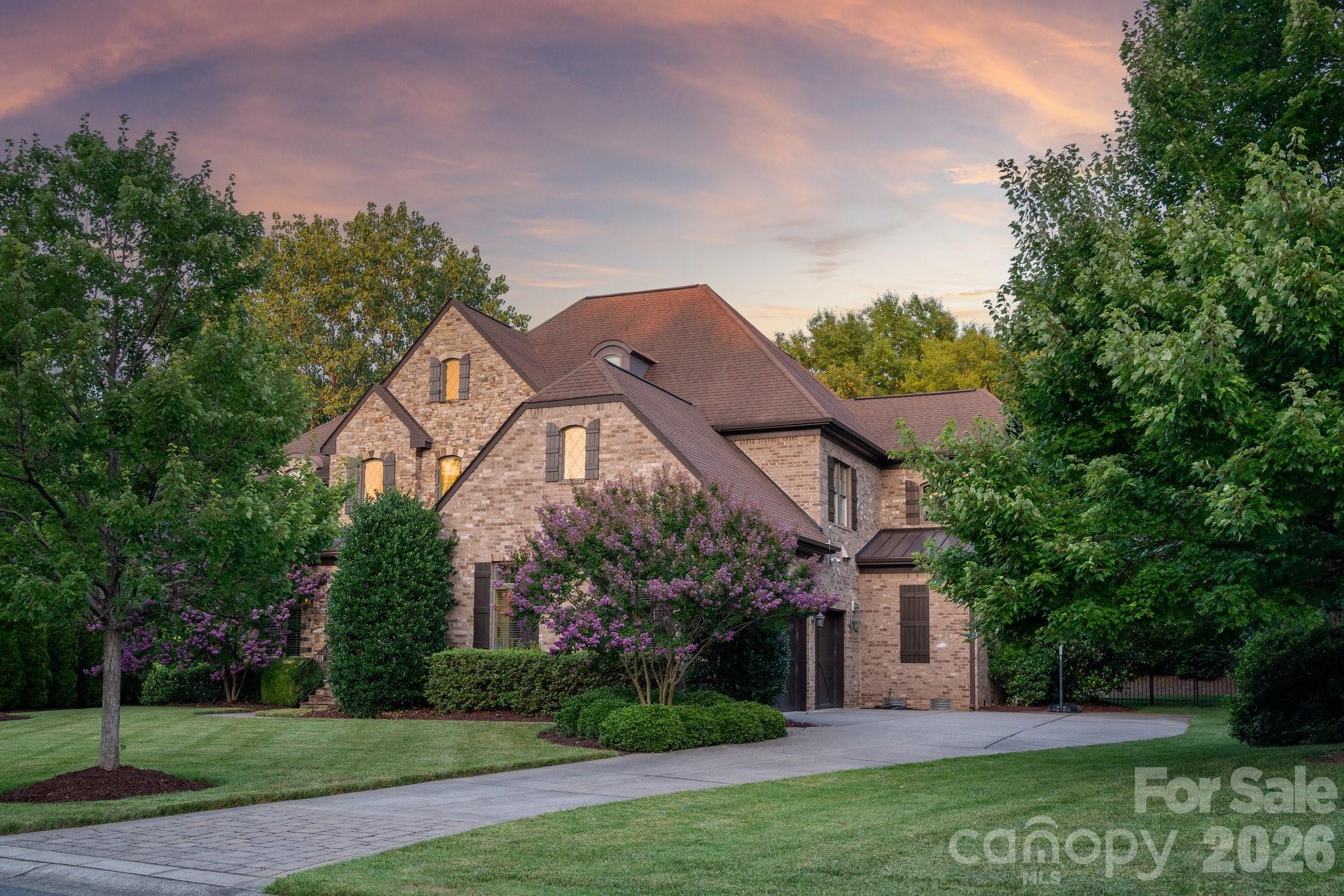 227 Glenmoor Drive