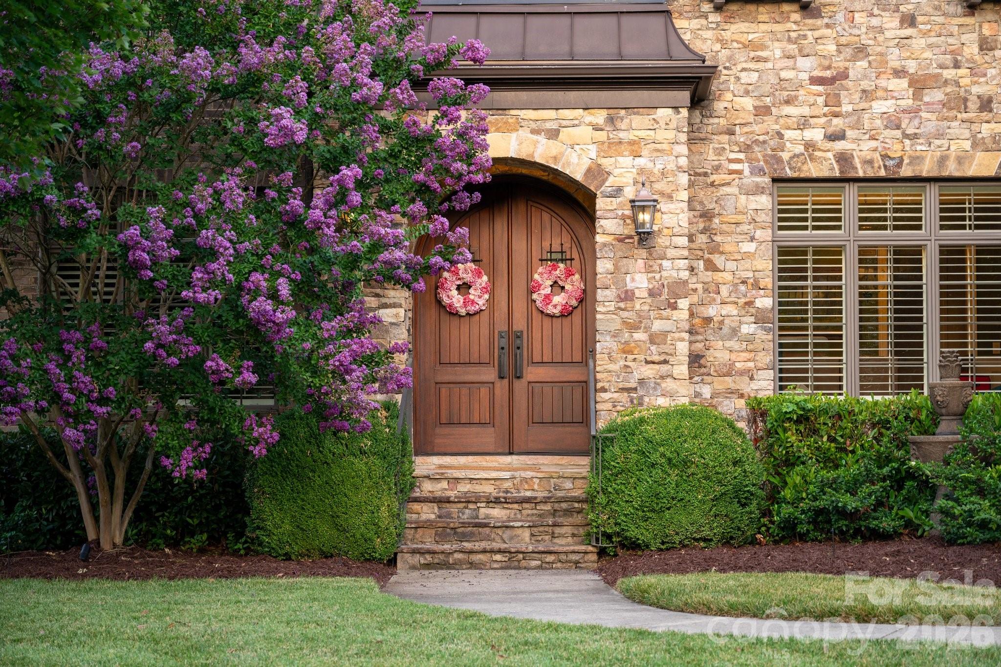 227 Glenmoor Drive
