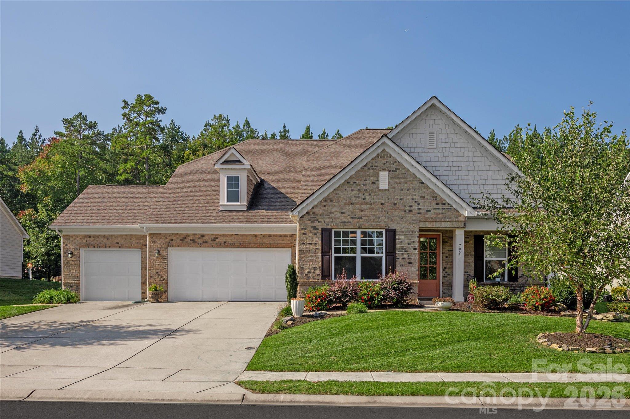 7051 Wyngate Place Lancaster Sc Us 29720 Car4423621