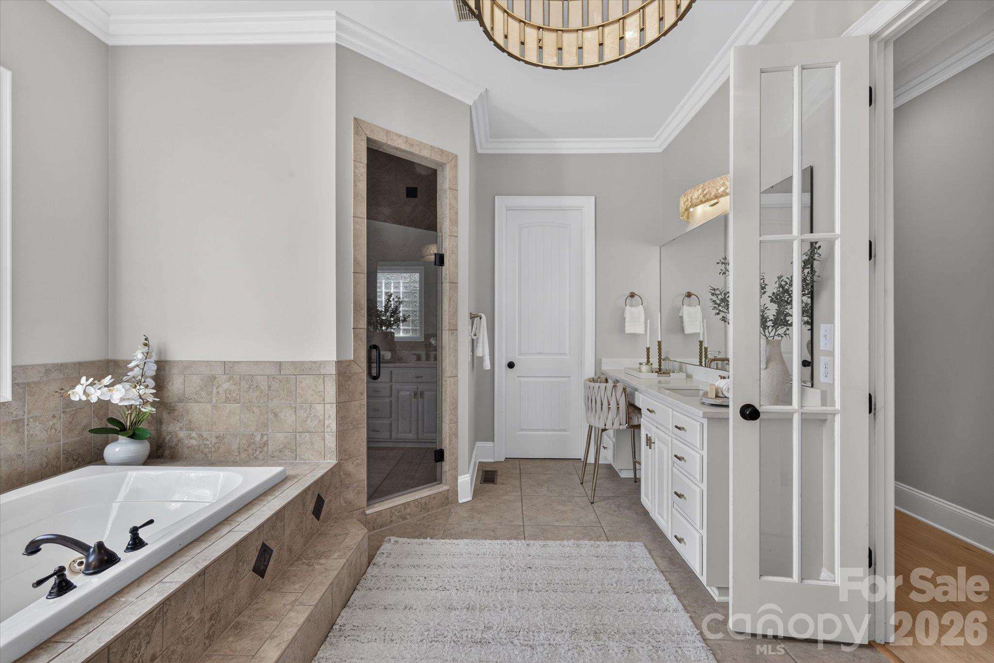 1617 Lookout Circle