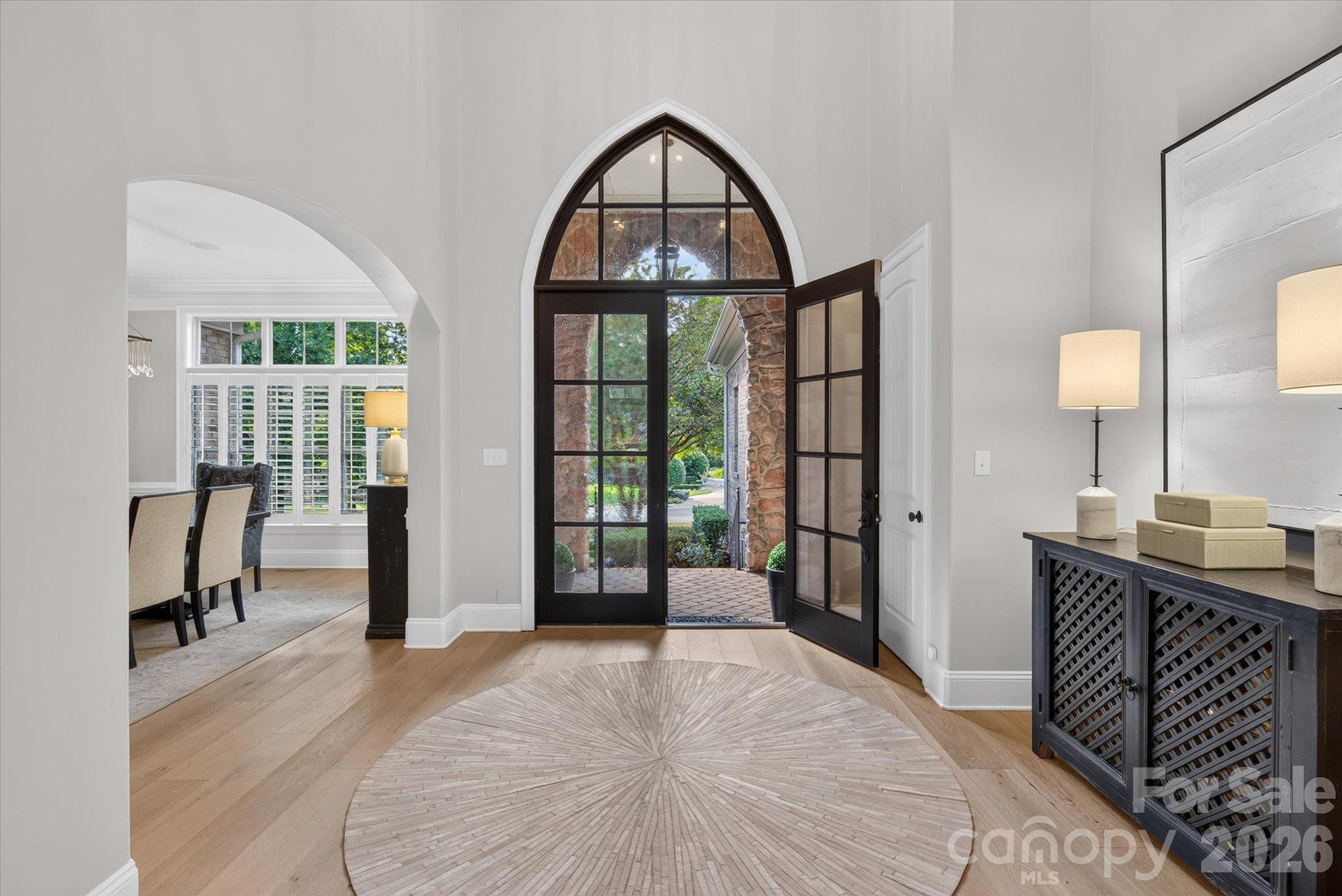 1617 Lookout Circle