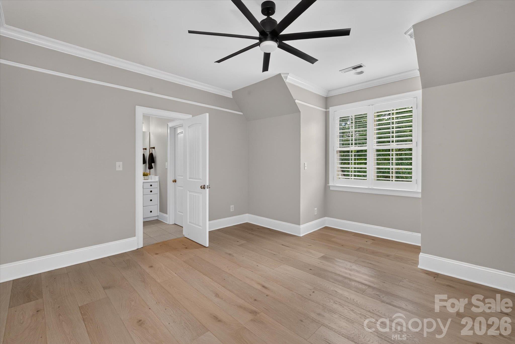 1617 Lookout Circle