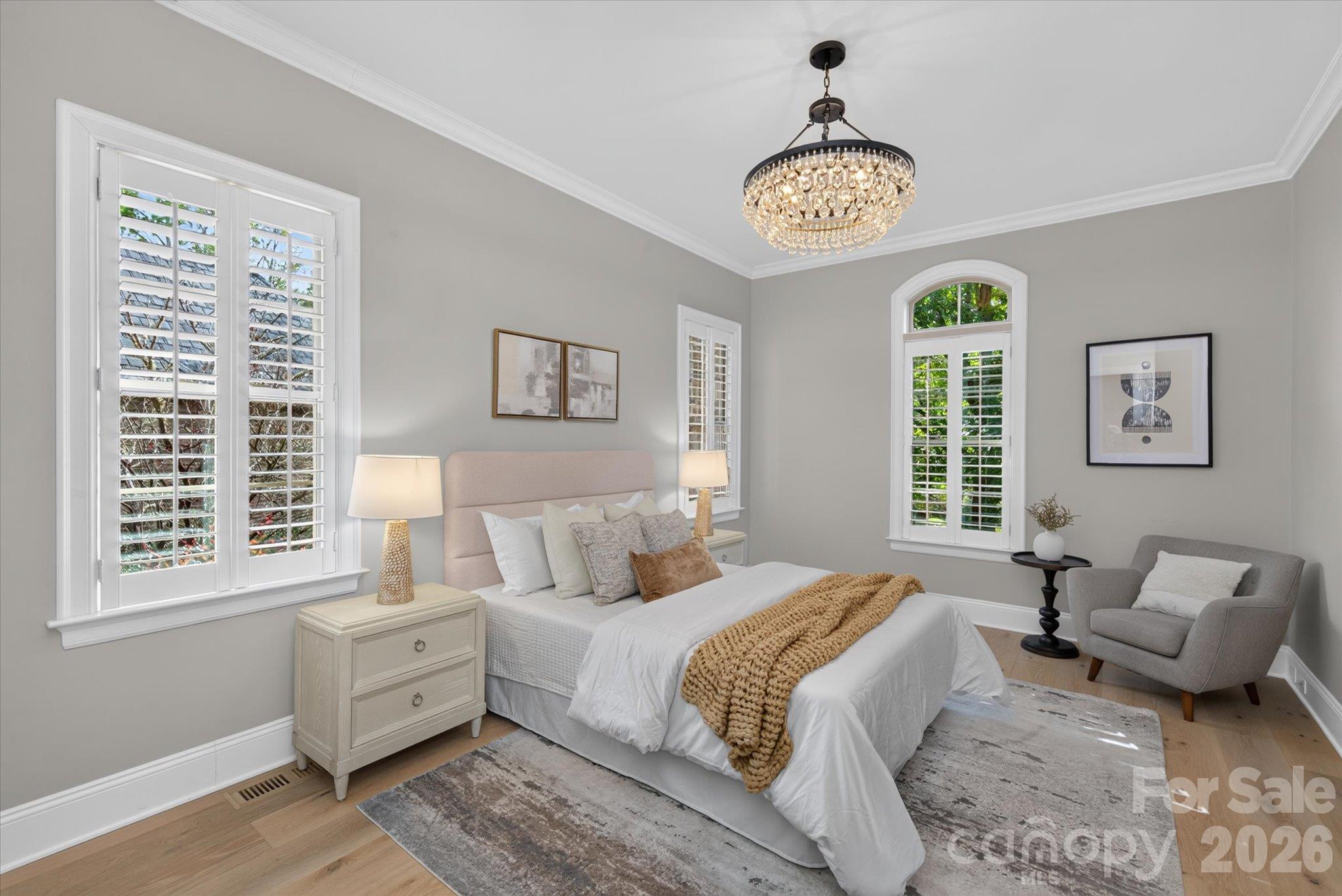 1617 Lookout Circle
