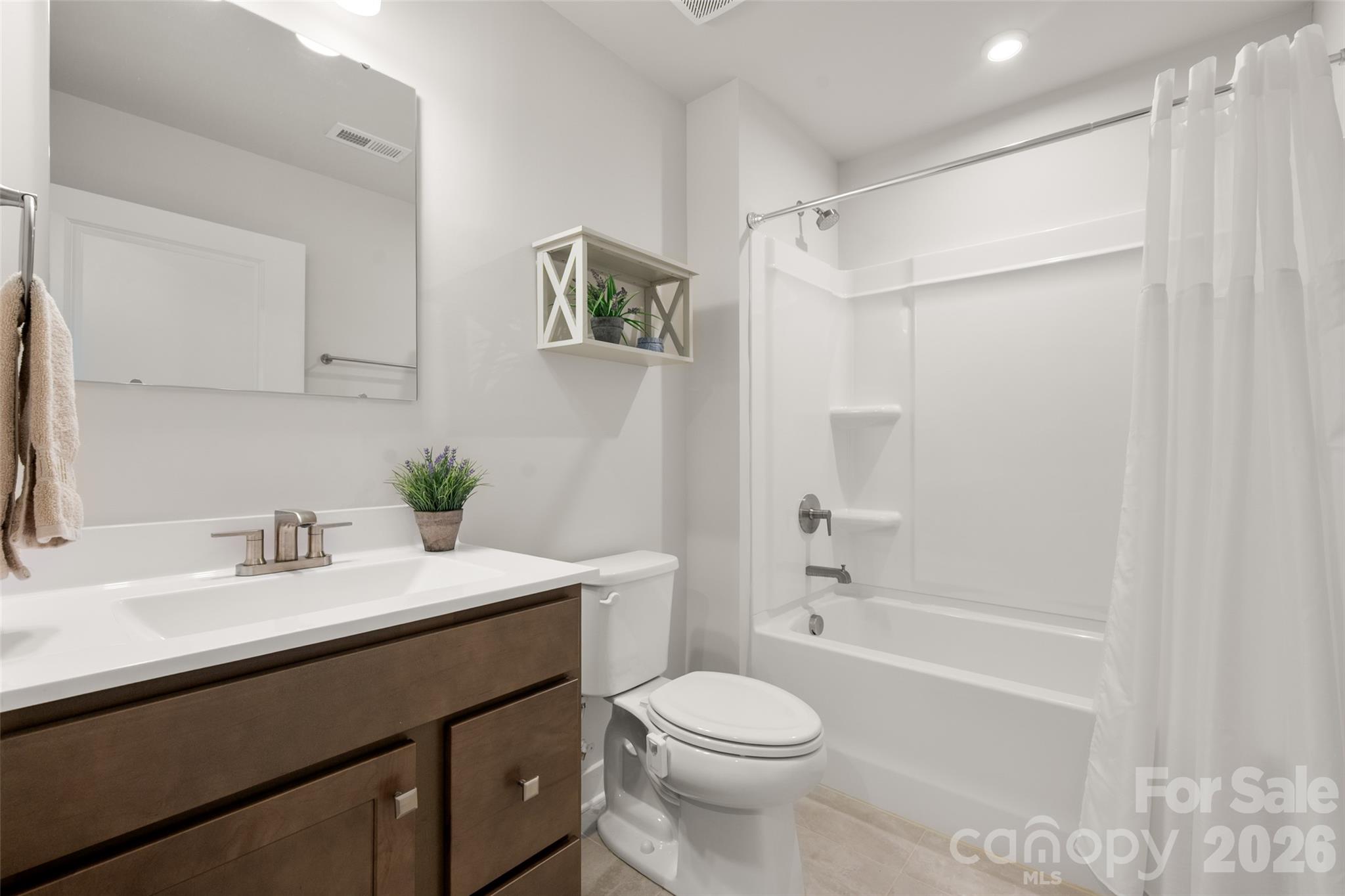 201 Lady Catherine Street Unit: 150